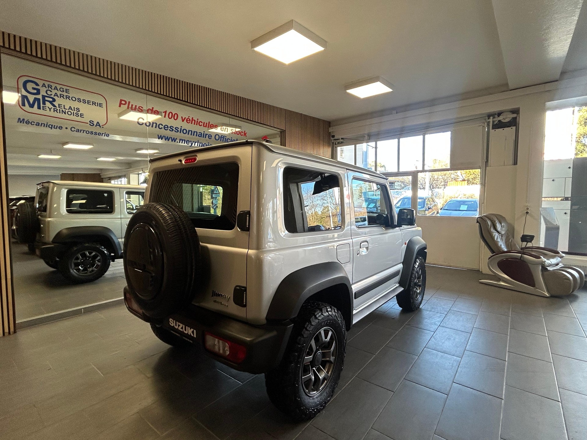 SUZUKI Jimny 1.5 Compact Top Automatique 4 Place/4Platz-image-7