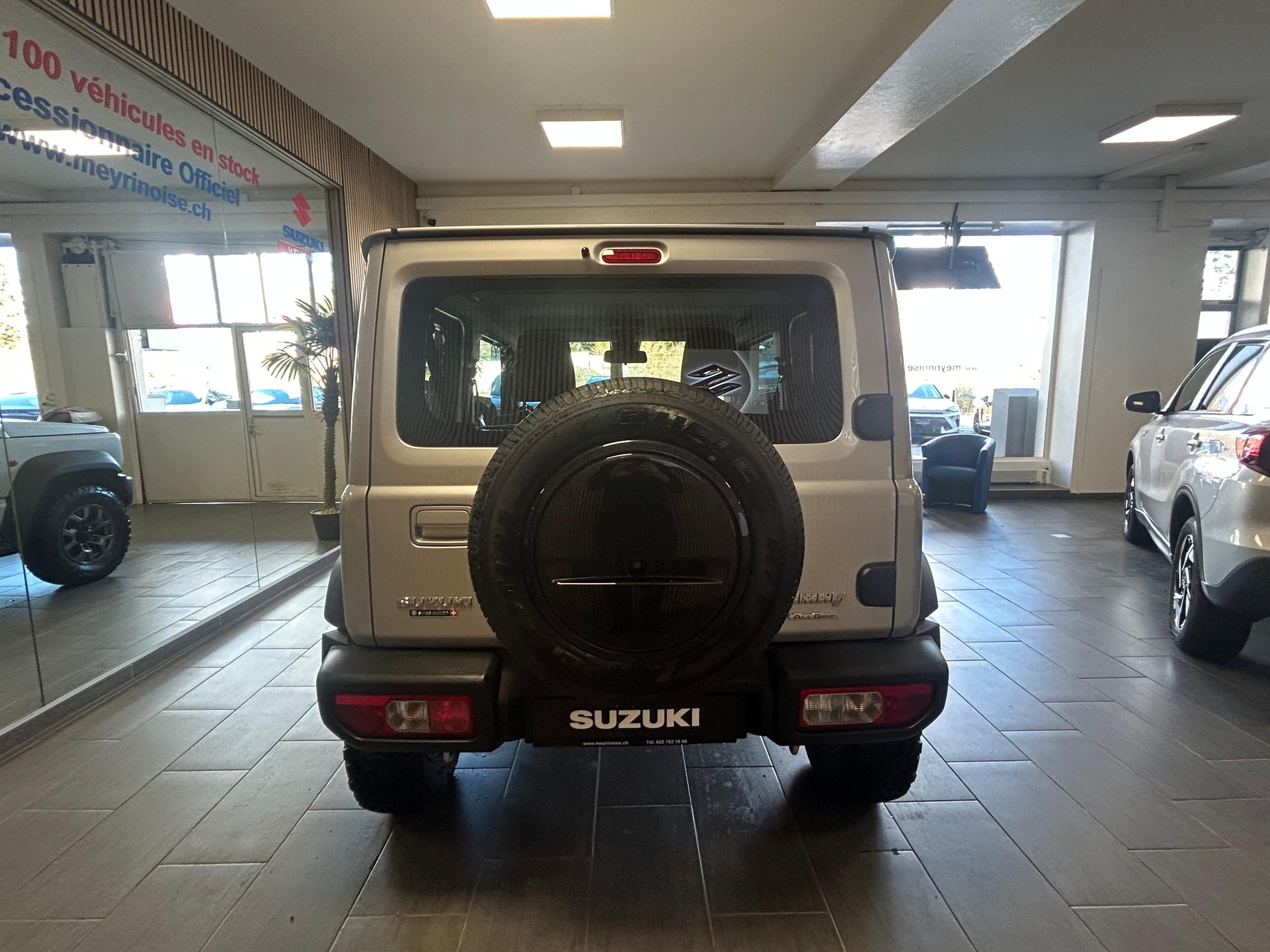 SUZUKI Jimny 1.5 Compact Top Automatique 4 Place/4Platz-image-6