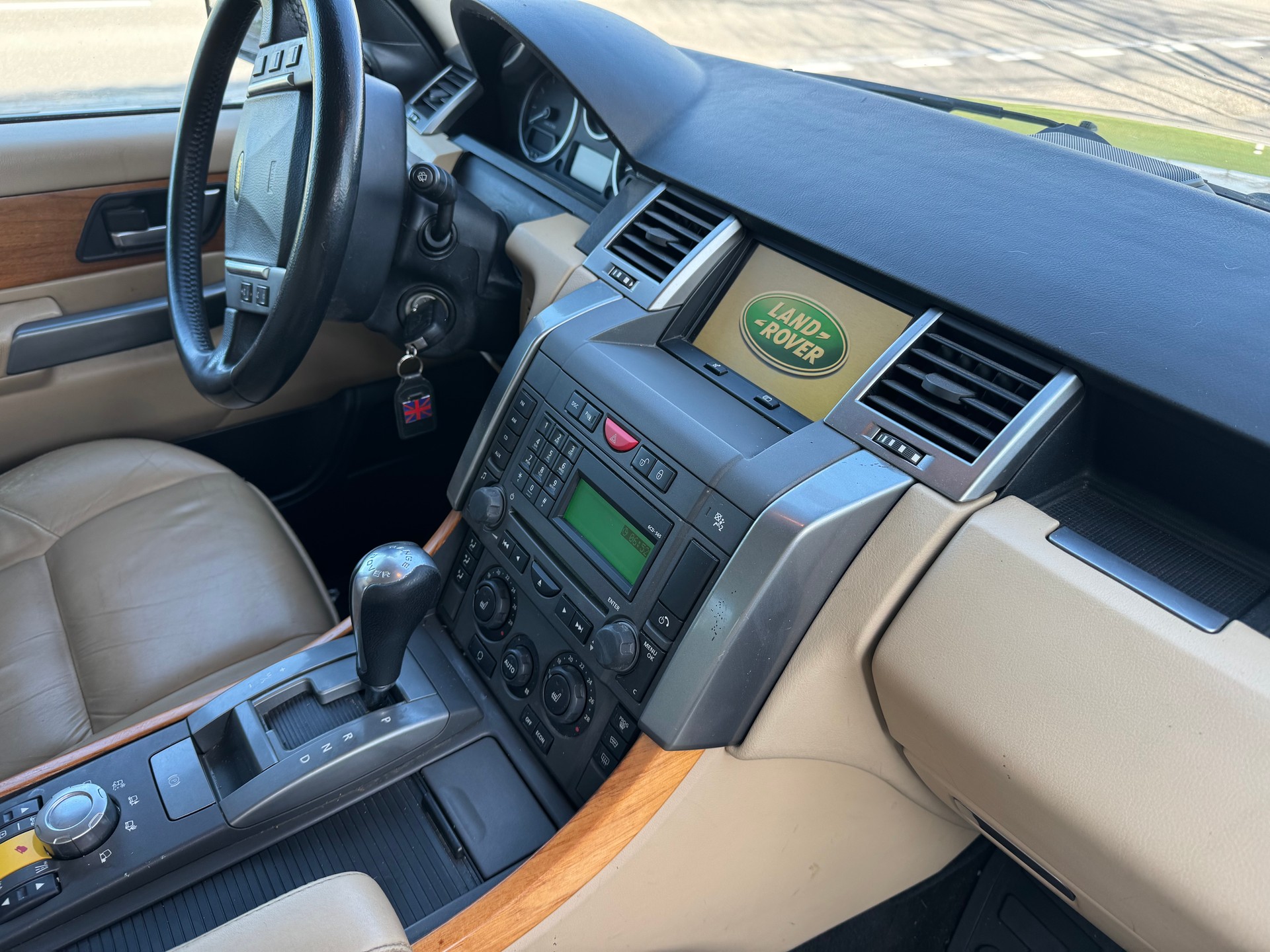 LAND ROVER Range Rover Sport 4.4 V8 HSE Automatic-image-10