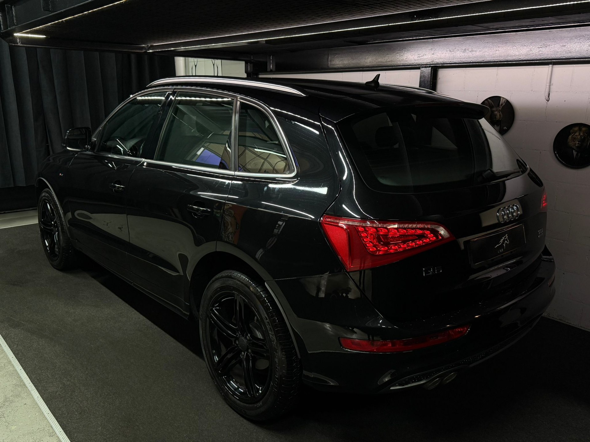AUDI Q5 2.0 TDI quattro S-tronic S-Line / All Black-image-8