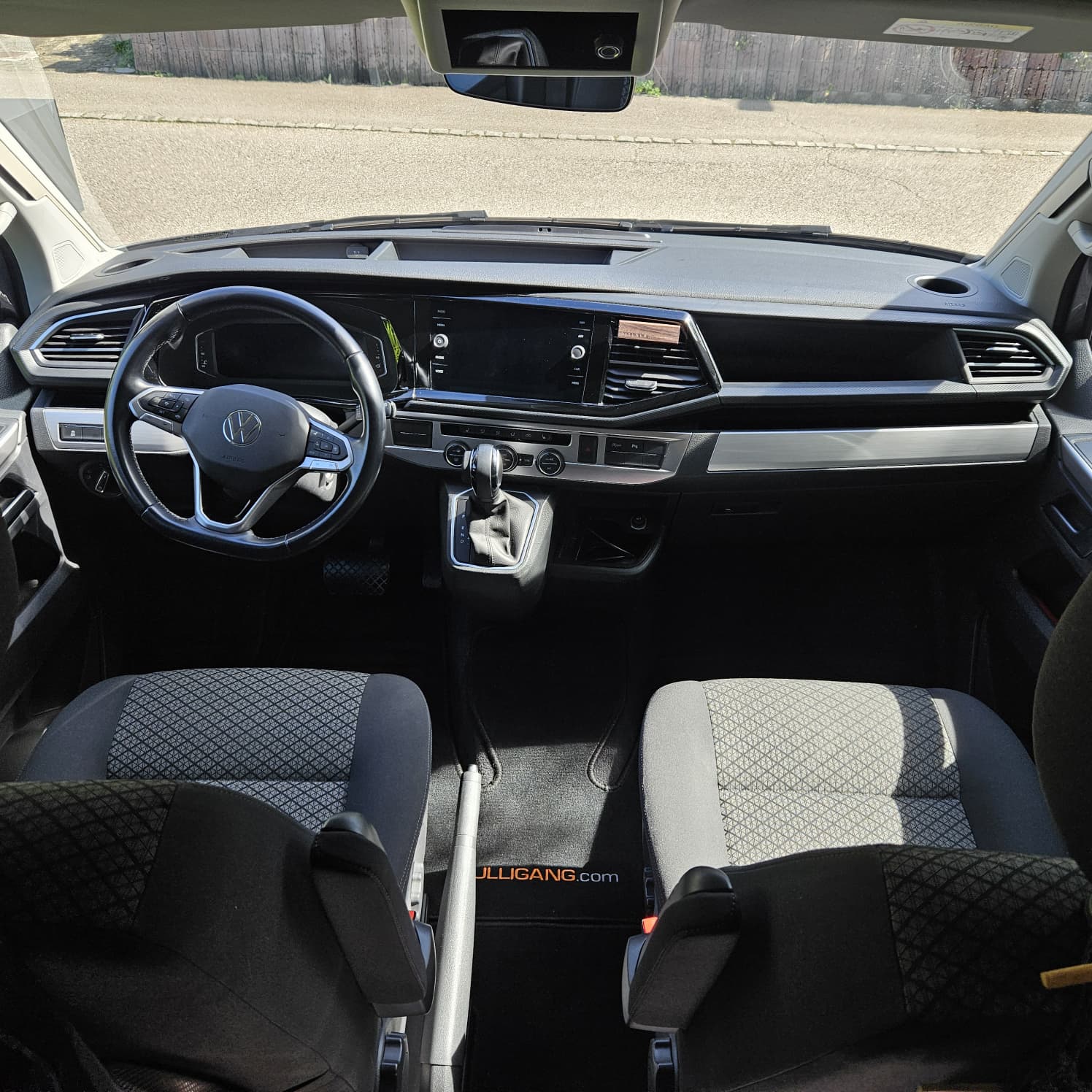 VW T6.1 California, 2.0 TDI 150 Beach Edition Spirit DSG 4x4-image-1