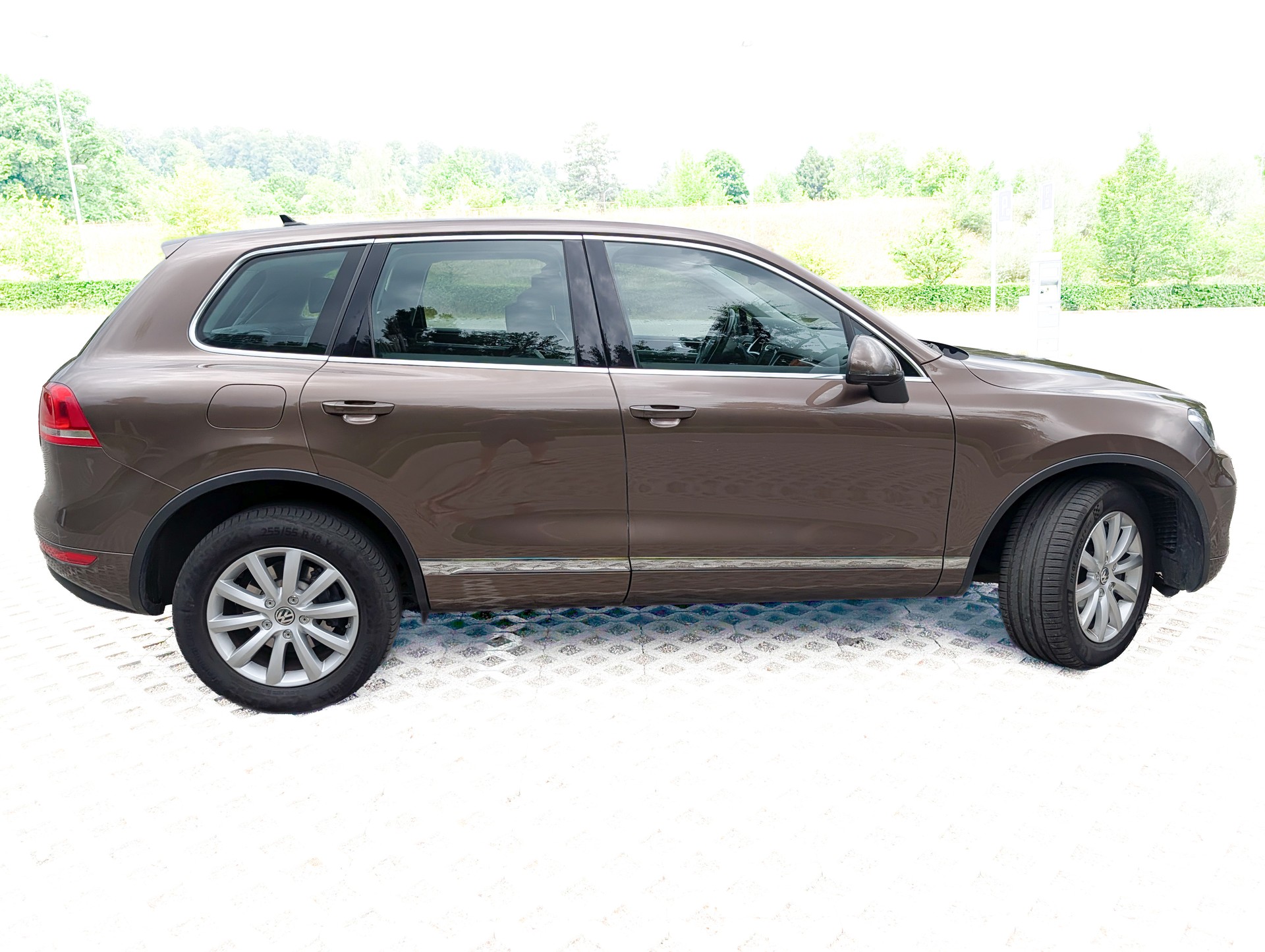 VW Touareg 4.2 TDI Tiptronic-image-2