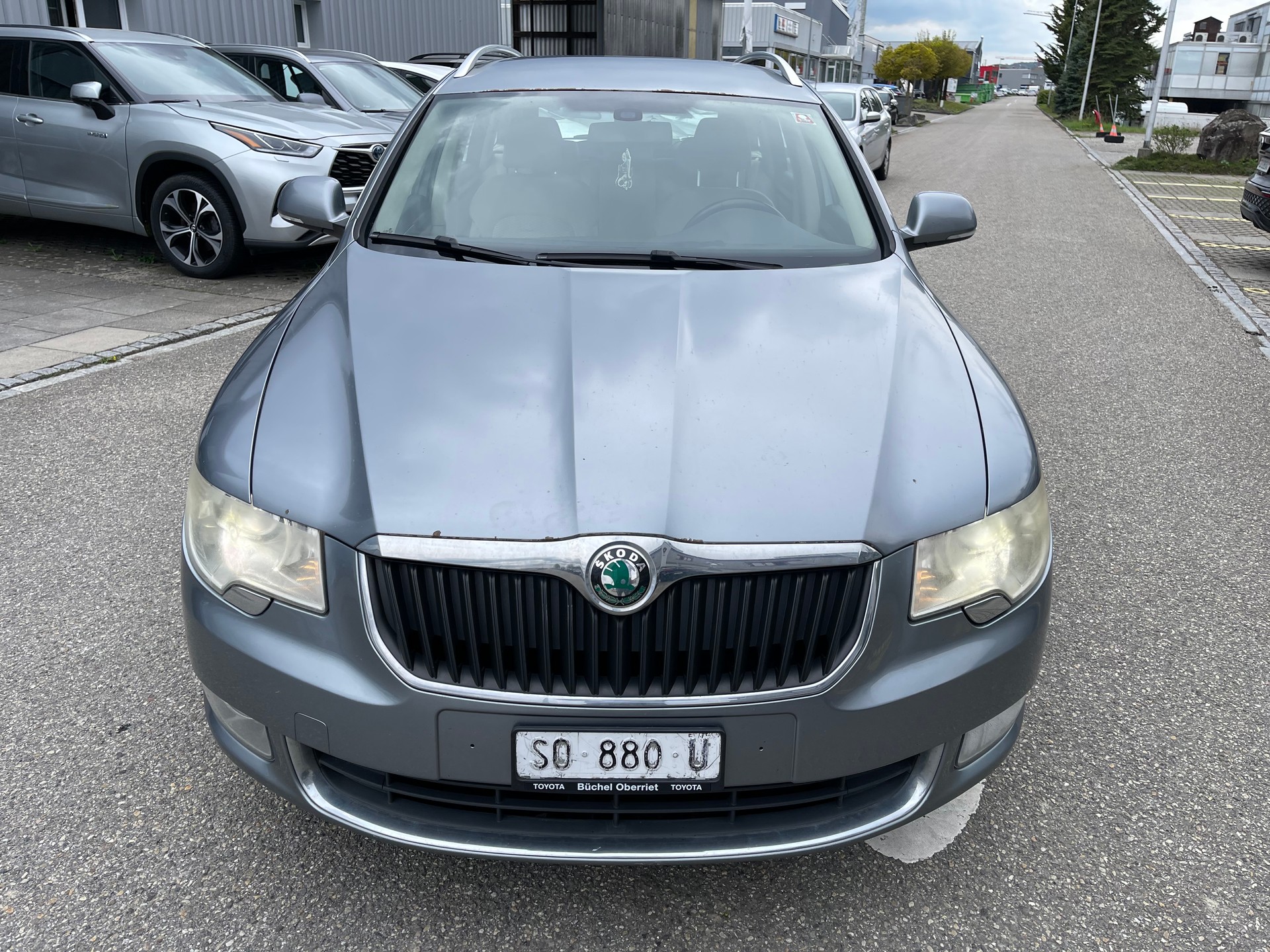 SKODA Superb Combi 2.0 TDi Ambition 4x4-image-1