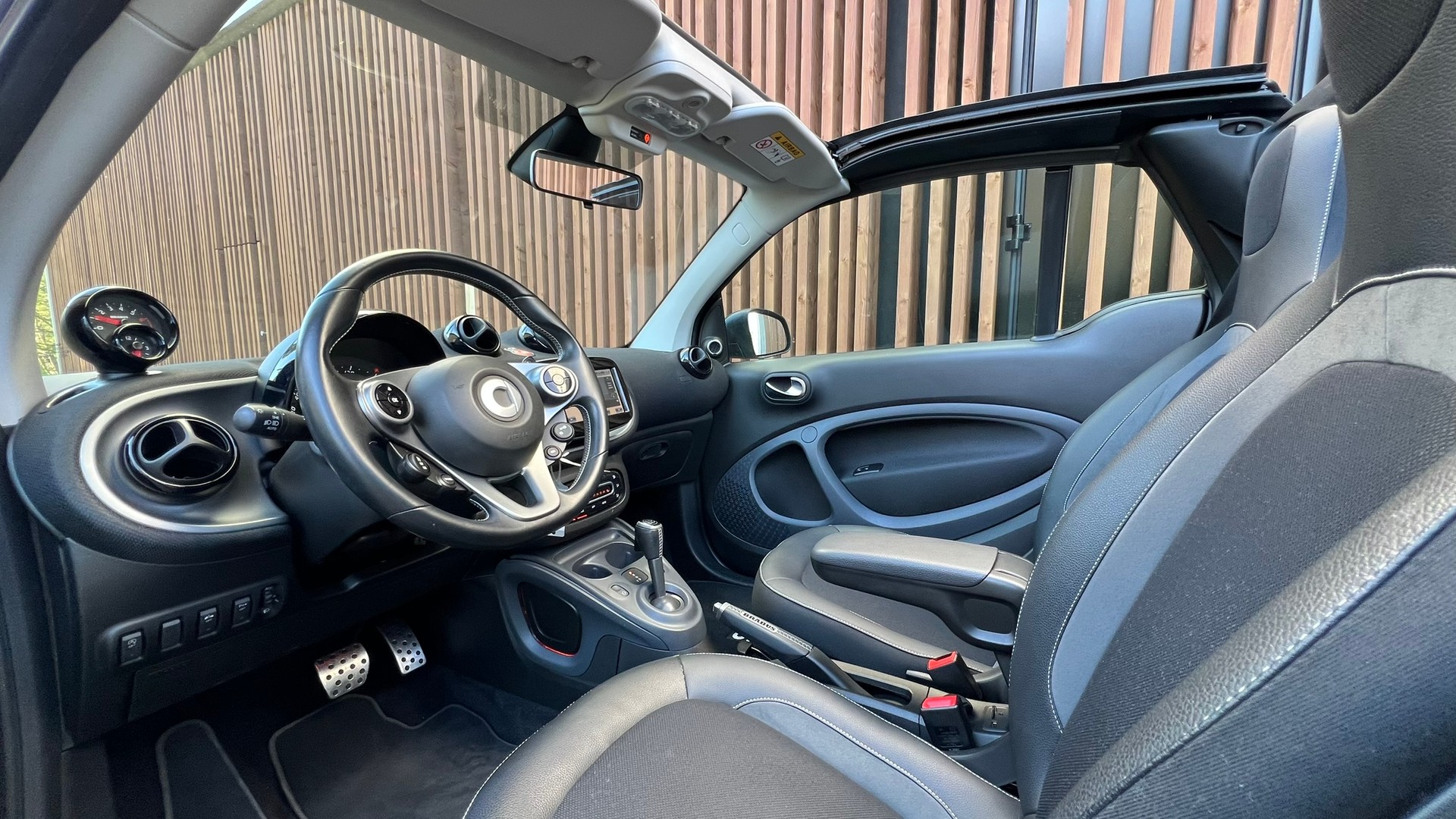 SMART FORTWO BRABUS TWINMATIC l 109 PS-image-20