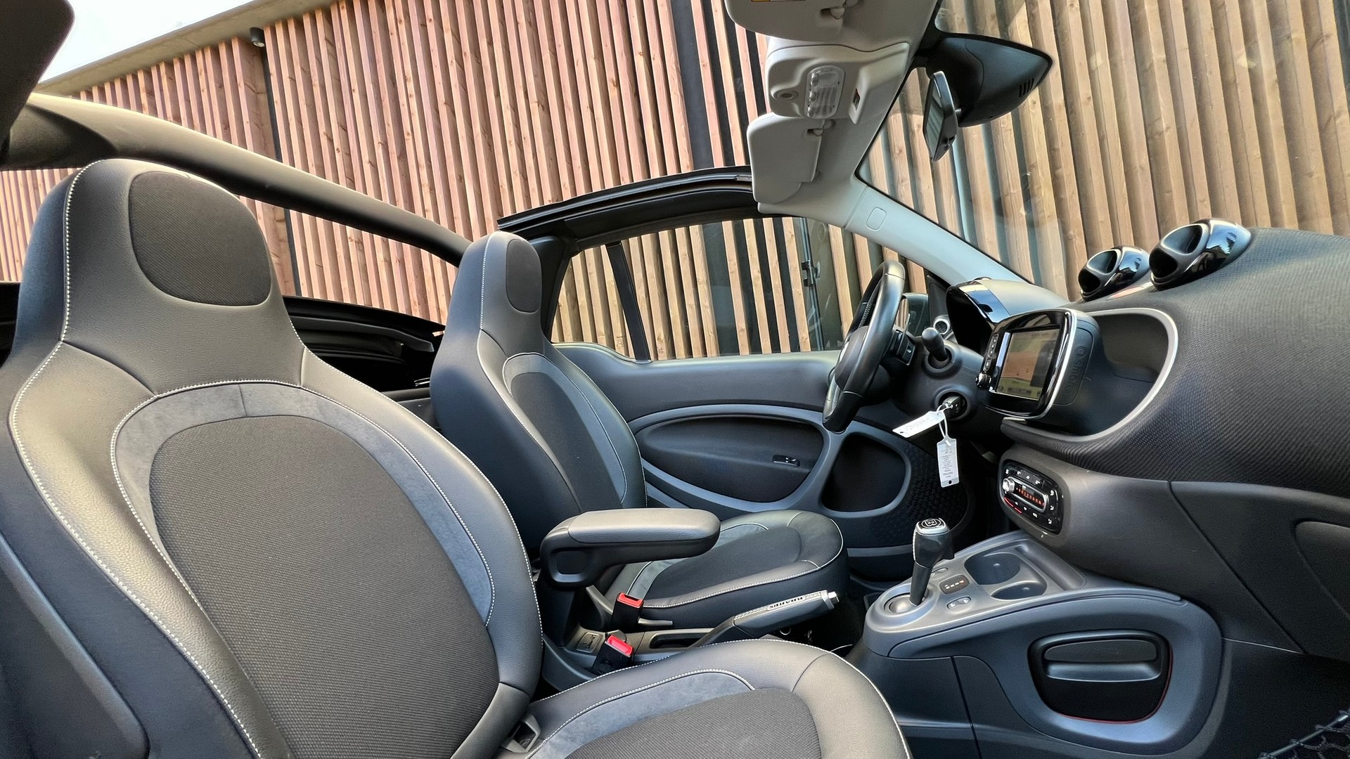 SMART FORTWO BRABUS TWINMATIC l 109 PS-image-23