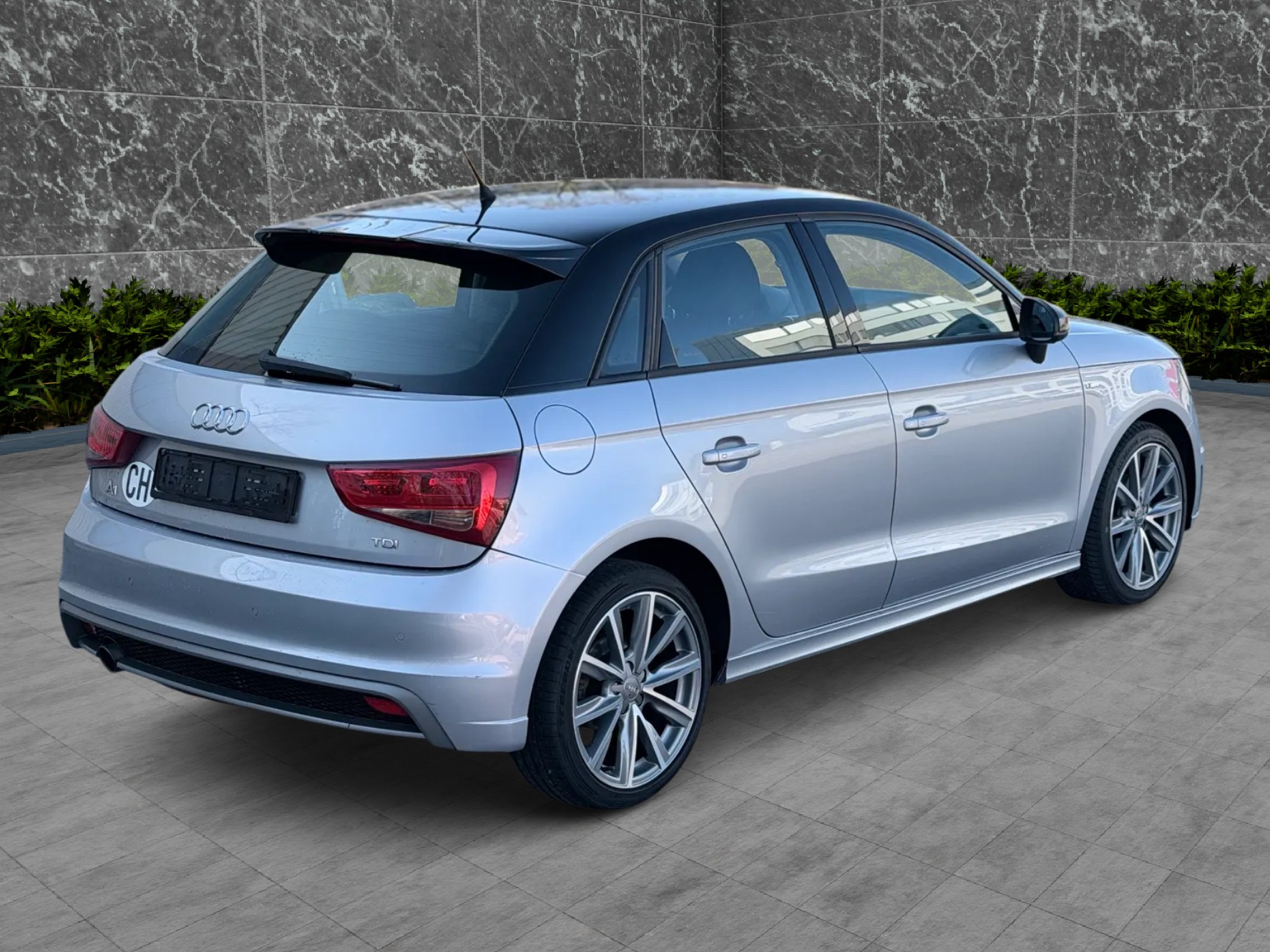AUDI A1 Sportback 1.6 TDI admired DSG-image-4