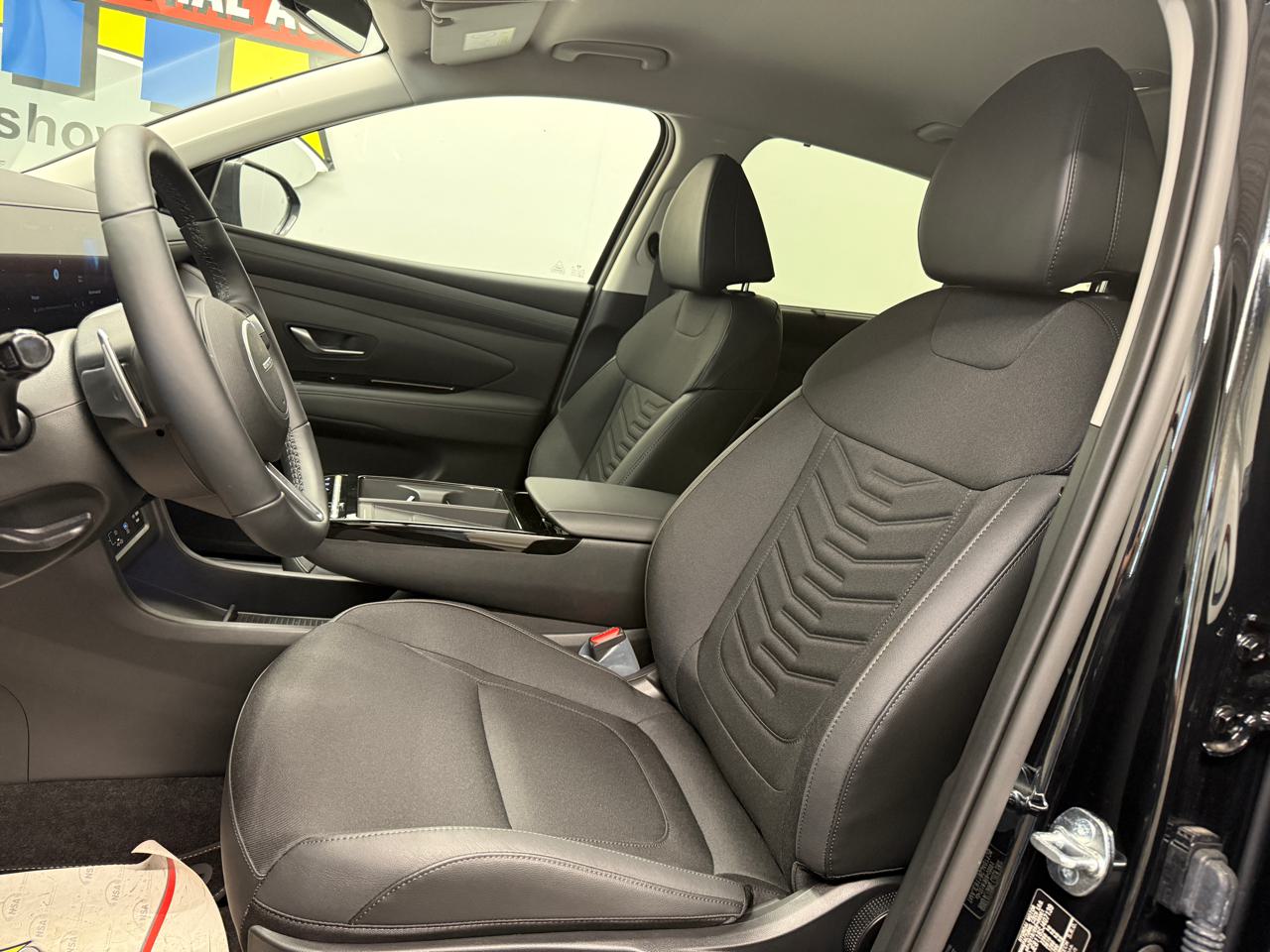 HYUNDAI Tucson 1.6 TGDI HEV Executive 4WD-image-3