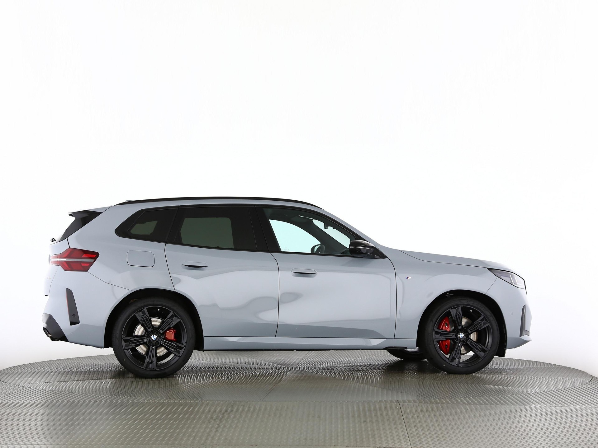 BMW X3 M50i-image-22