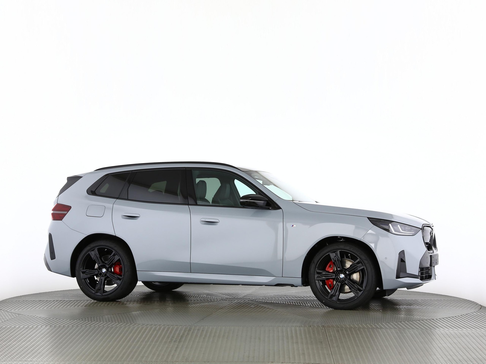 BMW X3 M50i-image-24