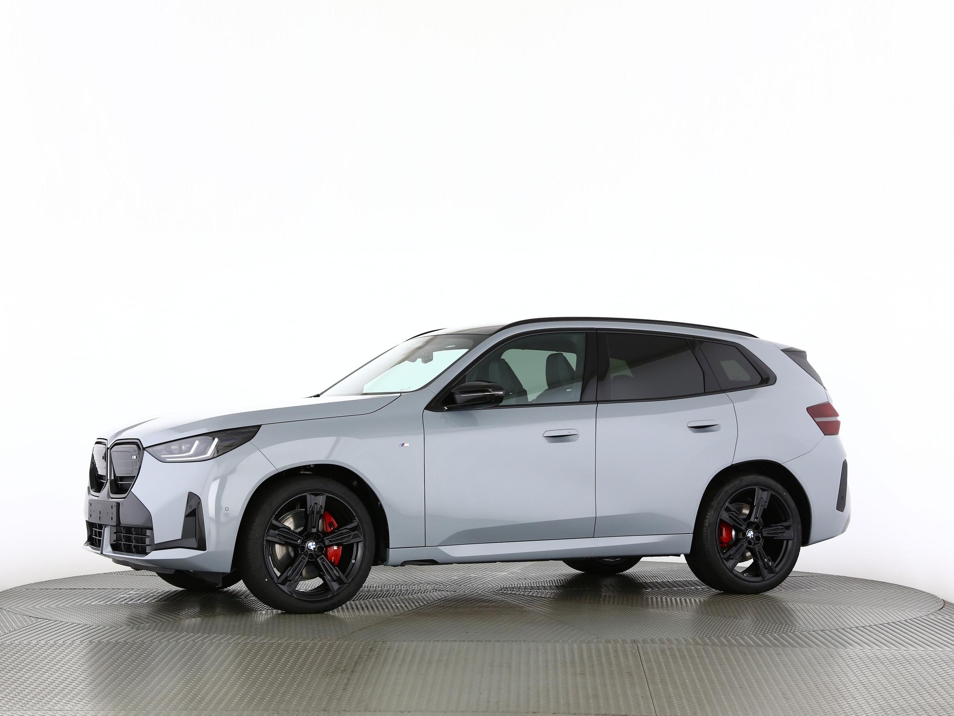 BMW X3 M50i-image-9