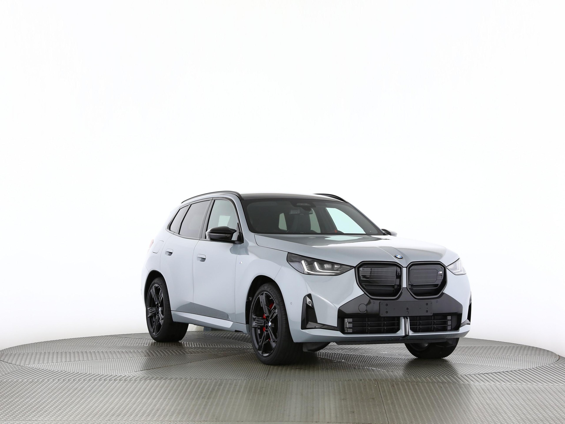 BMW X3 M50i-image-27