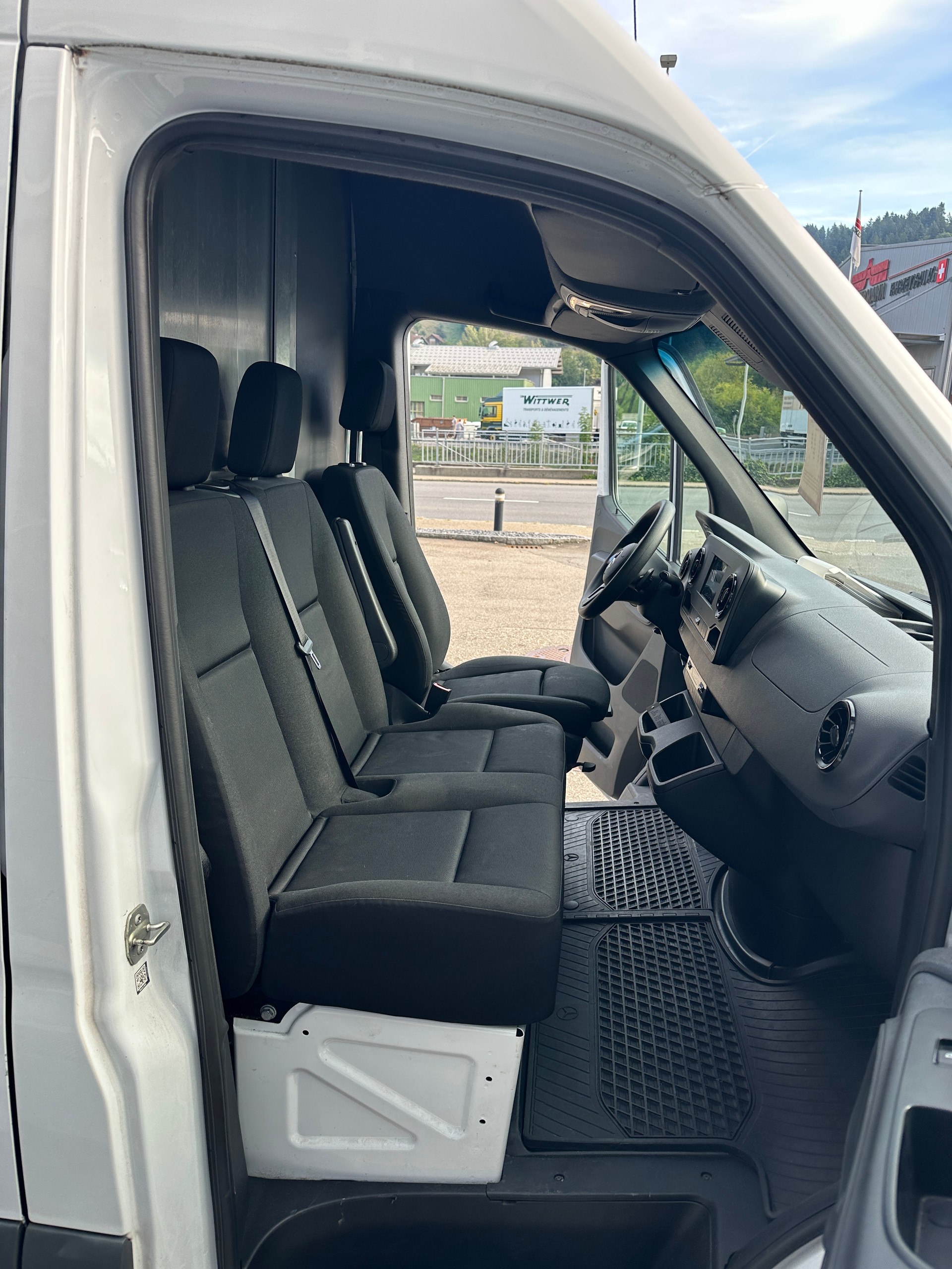 MERCEDES-BENZ Sprinter 315 CDI Worker 9G-TRONIC 3 Plätze-image-17