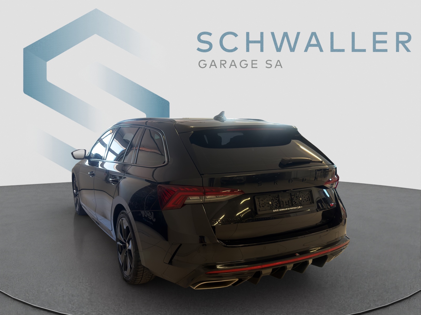 SKODA OCTAVIA Combi 2.0 TSI RS DS-image-5