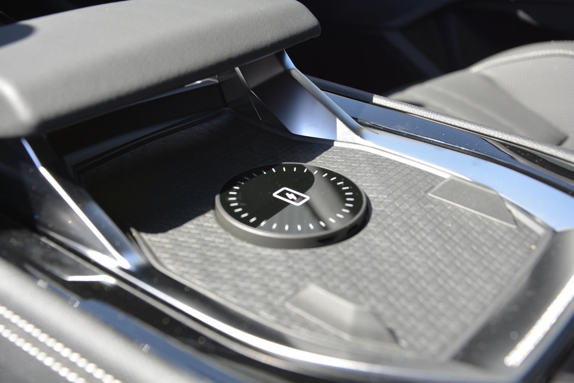 RENAULT Espace iconic full hybrid E-Tech 200 - 5 Seater-image-13