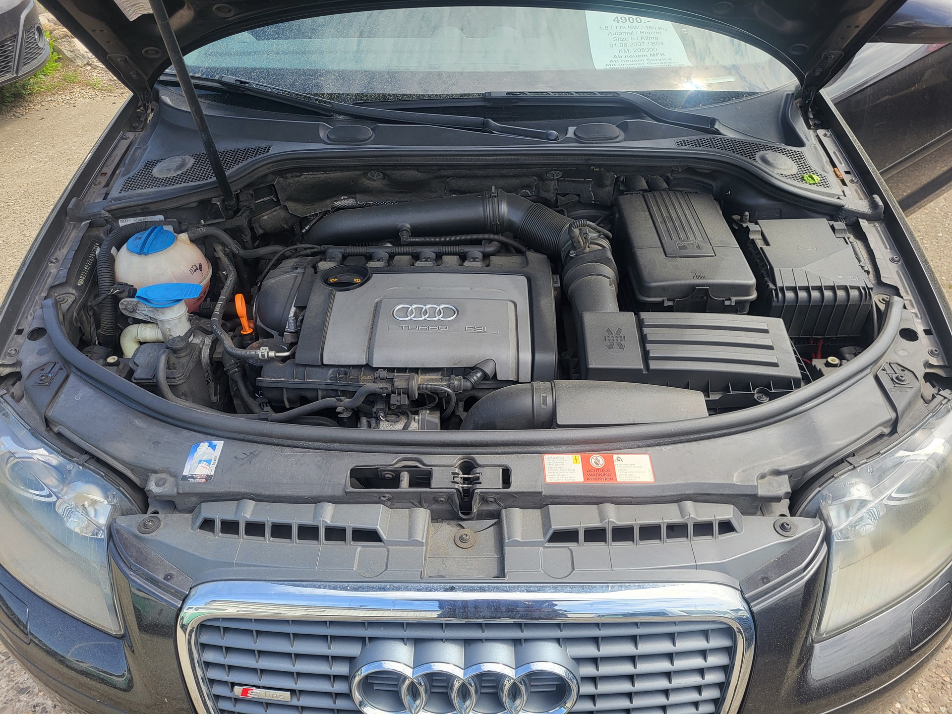AUDI A3 Sportback 1.8 Turbo FSI Ambition-image-12
