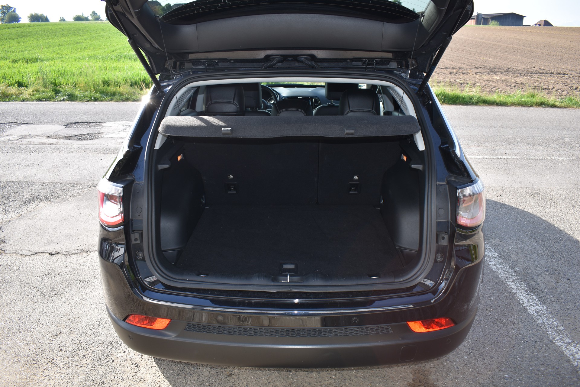 JEEP Compass 4x2 1.3 Turbo Limited DKG-image-9