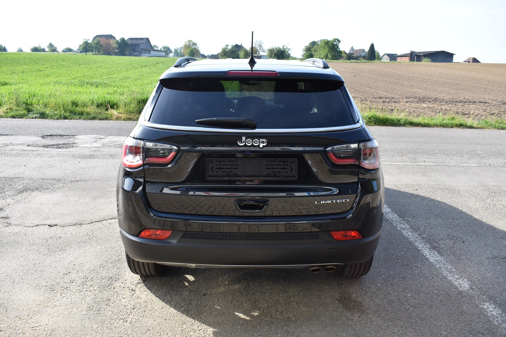 JEEP Compass 4x2 1.3 Turbo Limited DKG-image-3
