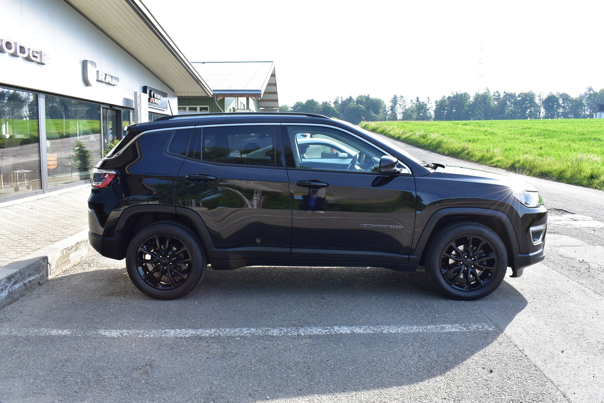 JEEP Compass 4x2 1.3 Turbo Limited DKG-image-1