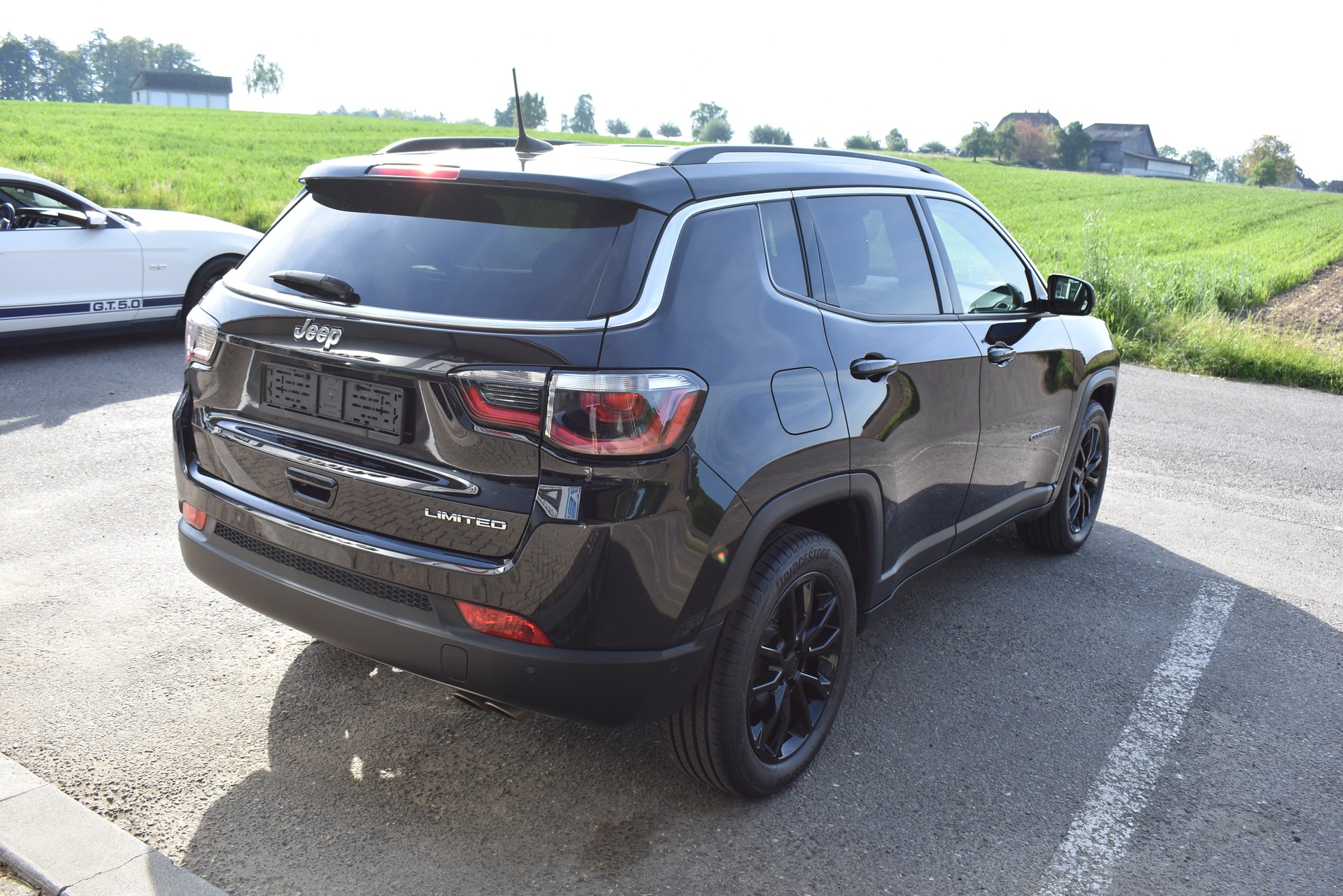 JEEP Compass 4x2 1.3 Turbo Limited DKG-image-2