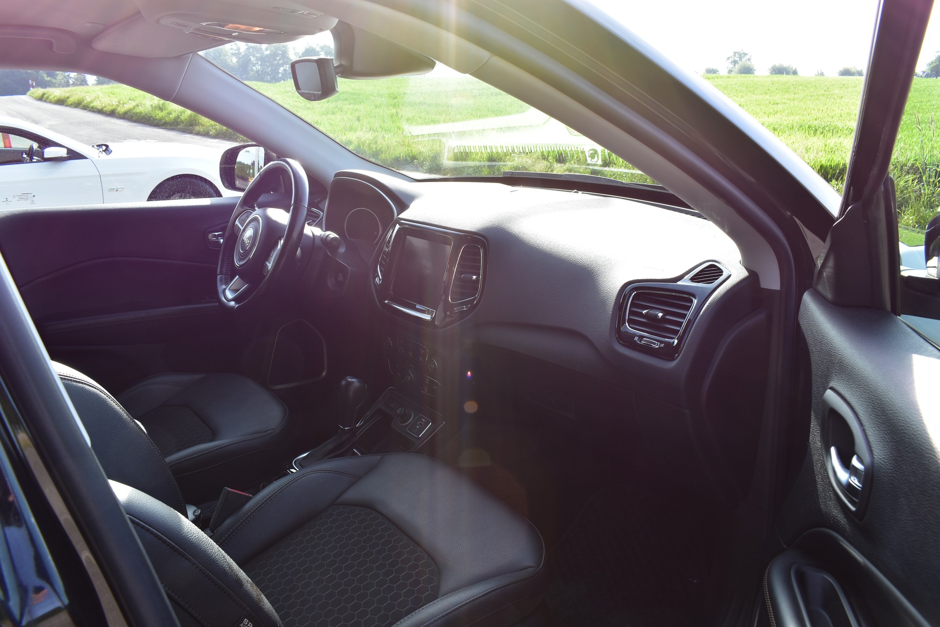 JEEP Compass 4x2 1.3 Turbo Limited DKG-image-10