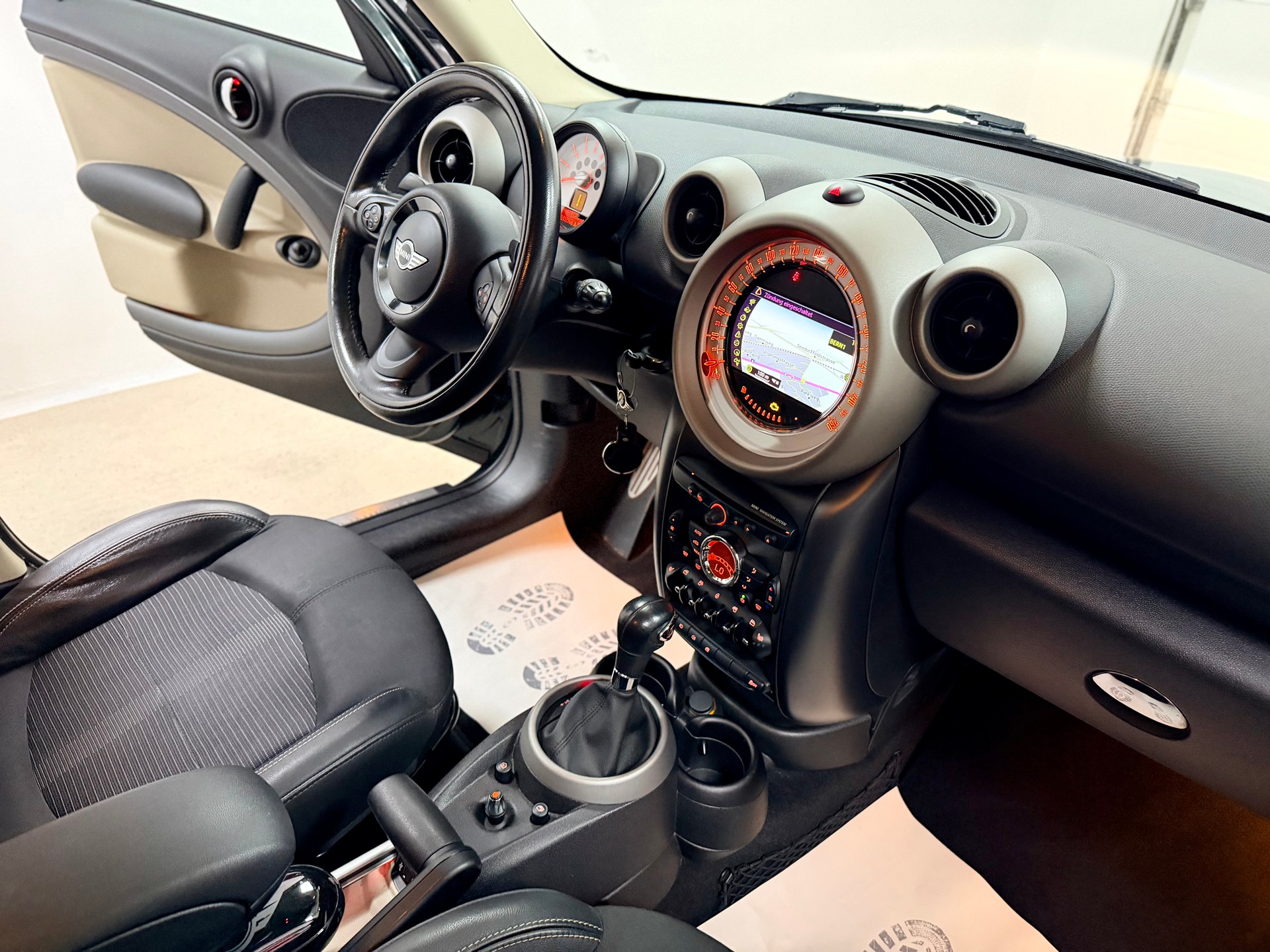 MINI Countryman Cooper S ALL4-image-13