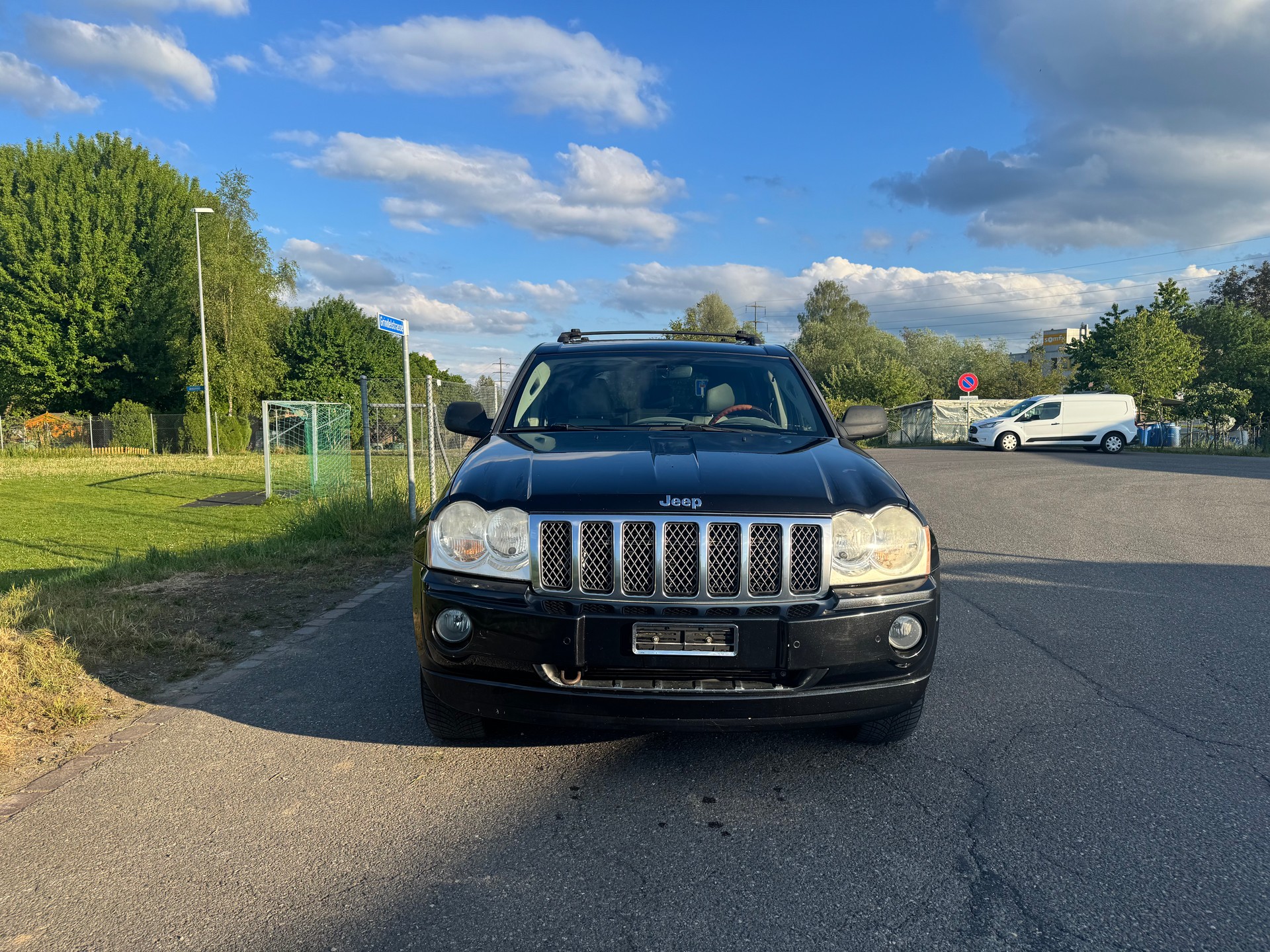 JEEP Grand Cherokee 3.0 CRD Laredo Automatic-image-1