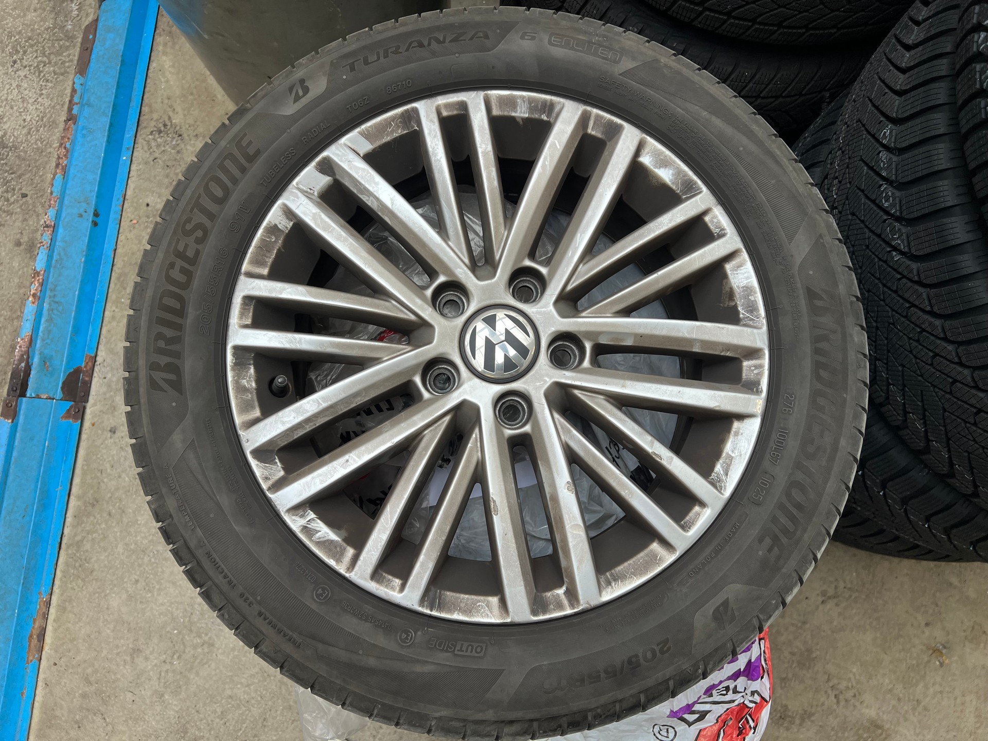 VW Touran 2.0 TDI Highline DSG-image-10