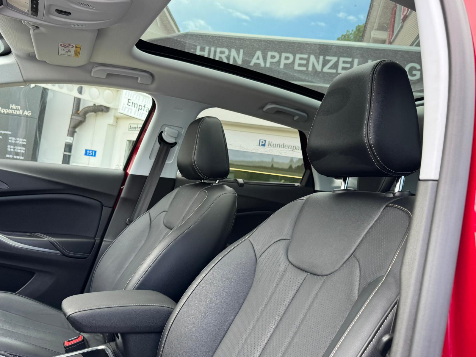 OPEL Grandland X 1.6 T Ultimate-image-5