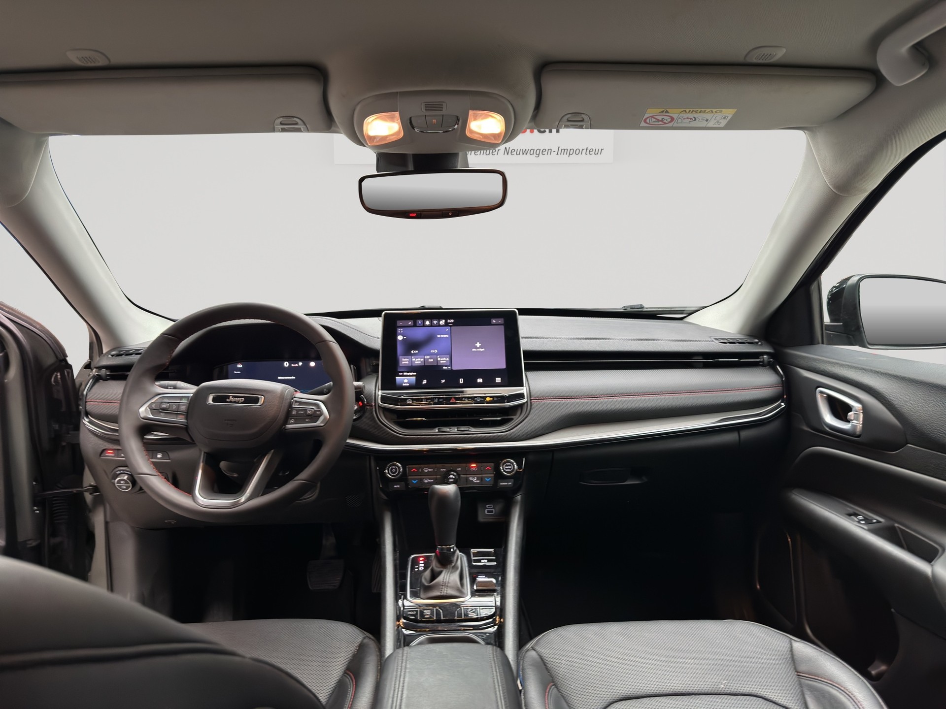 JEEP Compass 1.3 T PHEV Trailhawk AWD-image-12