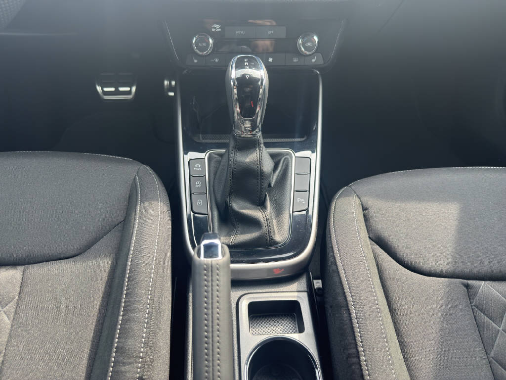 SKODA Fabia 1.0 TSI Dynamic DSG-image-11