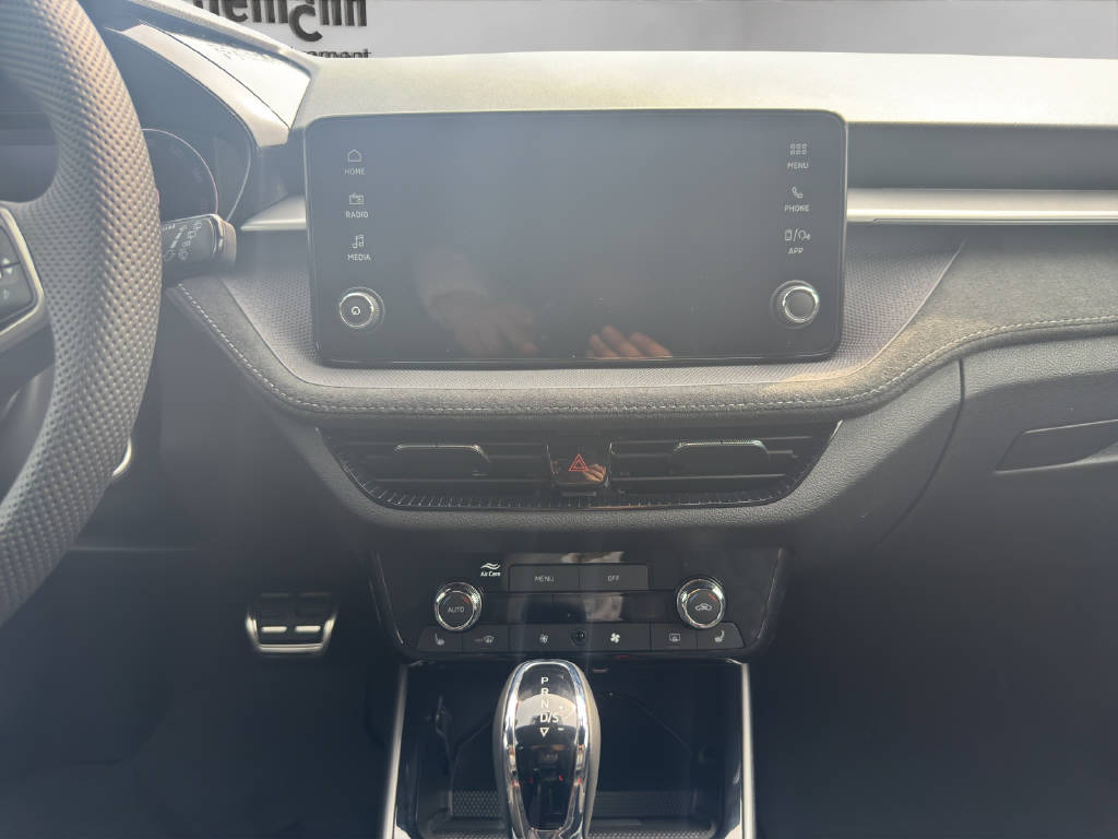 SKODA Fabia 1.0 TSI Dynamic DSG-image-12