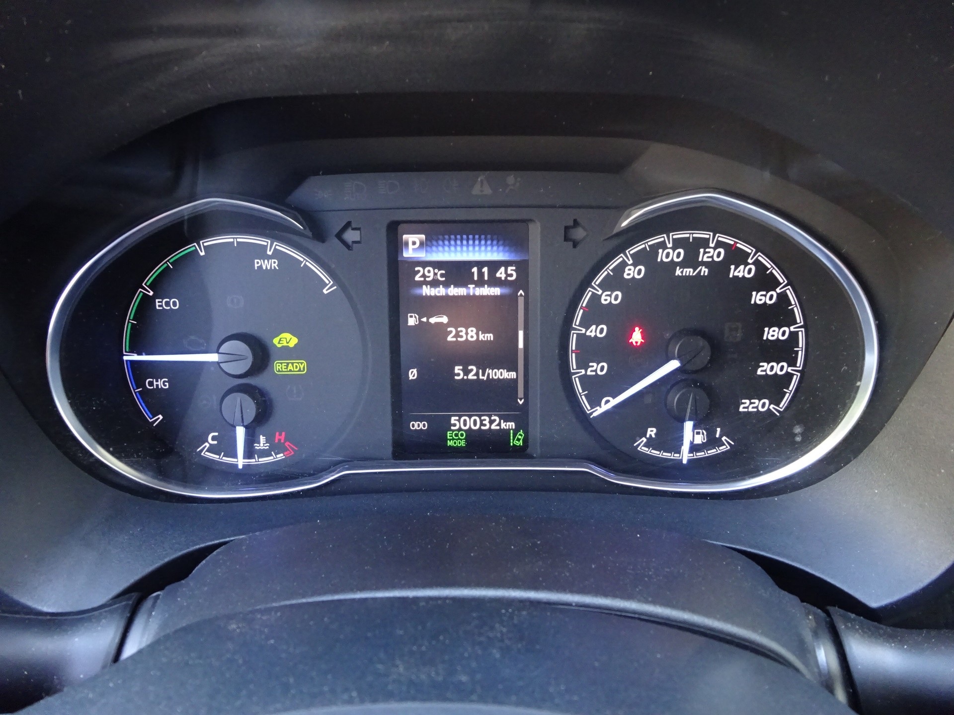 TOYOTA Yaris 1.5 VVT-i Hybrid Limited e-CVT-image-10