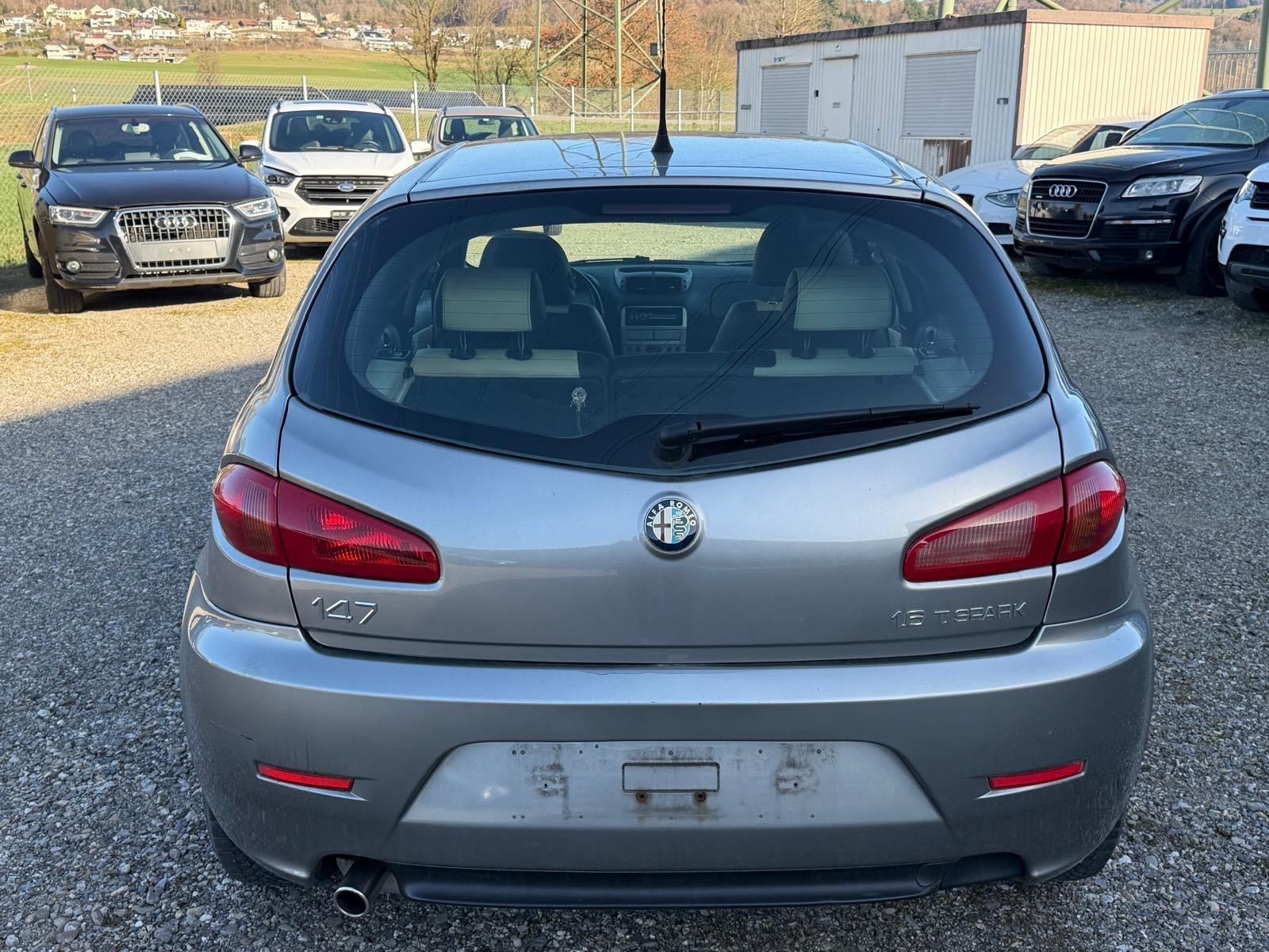 ALFA ROMEO 147 1.6 TS 16V-image-12
