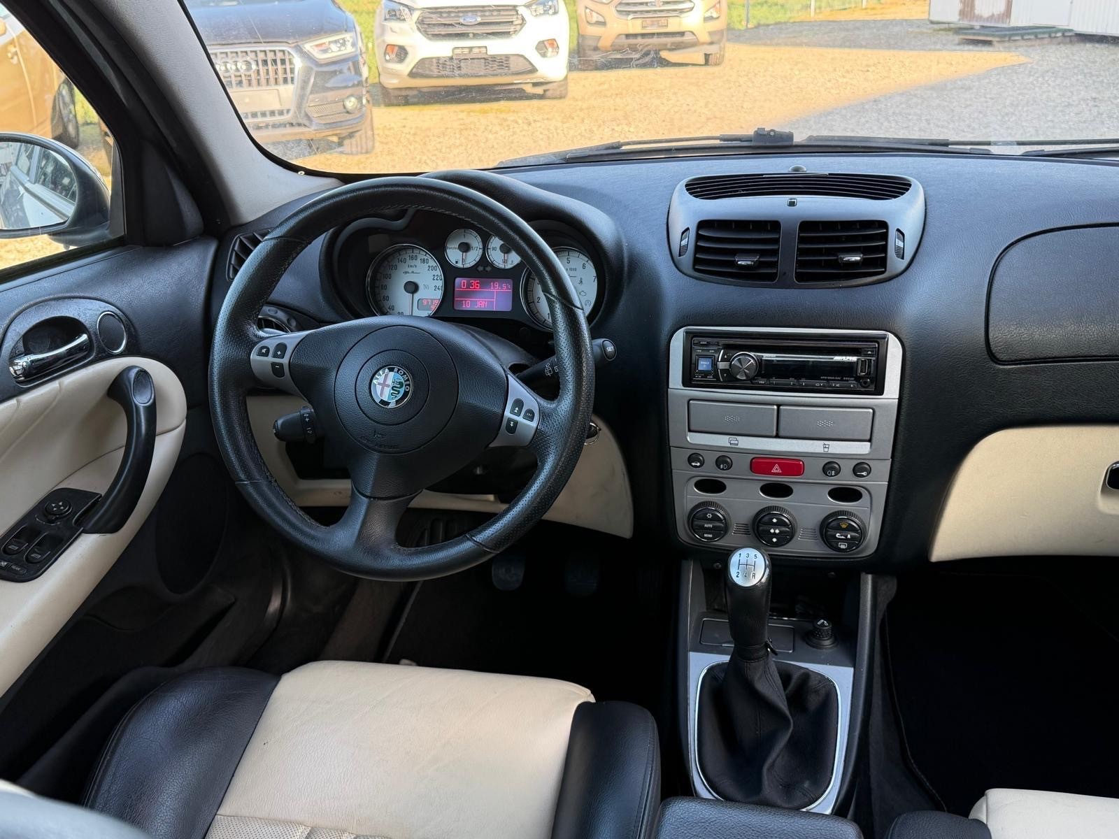 ALFA ROMEO 147 1.6 TS 16V-image-4