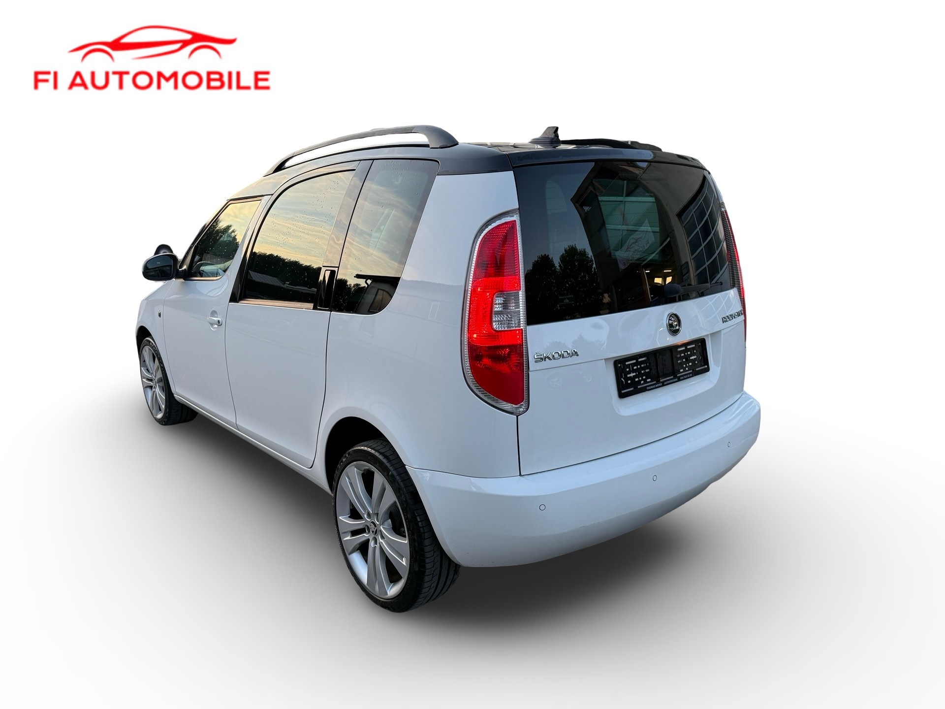 SKODA Roomster 1.2 TSI Fresh DSG-image-1