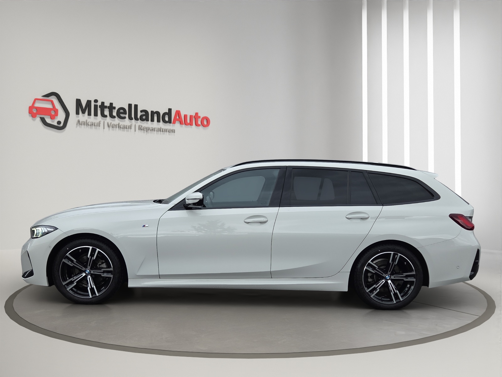 BMW 320d xDrive 48V Touring Steptronic M Sport-image-4