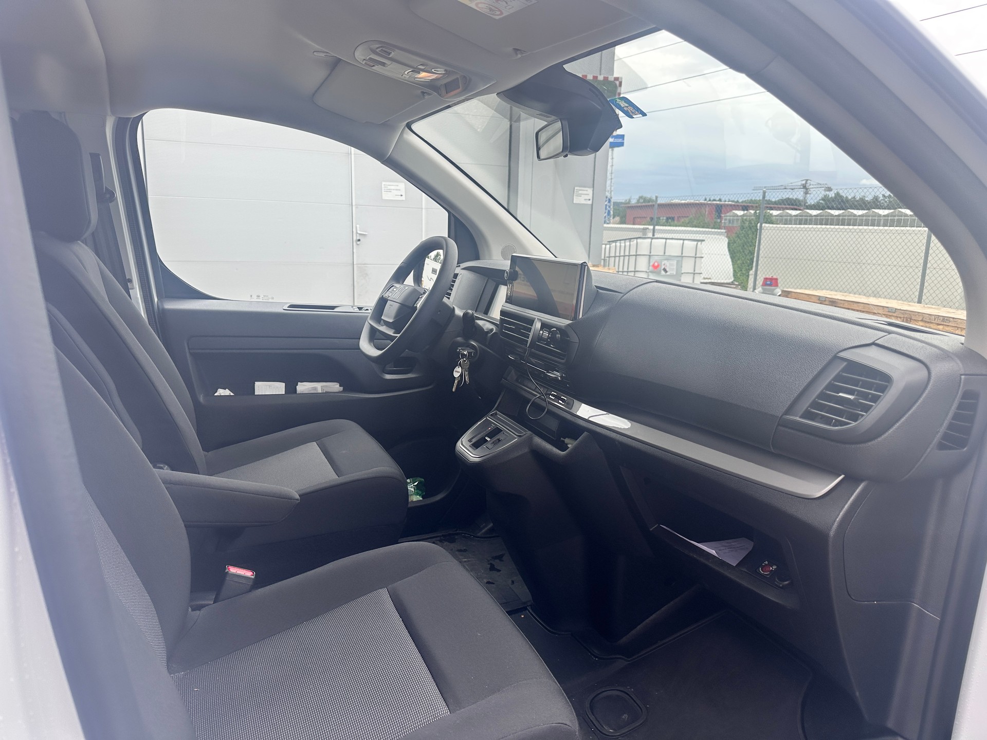 FIAT Scudo 2.2 BlueHDi L2 EAT8-image-9
