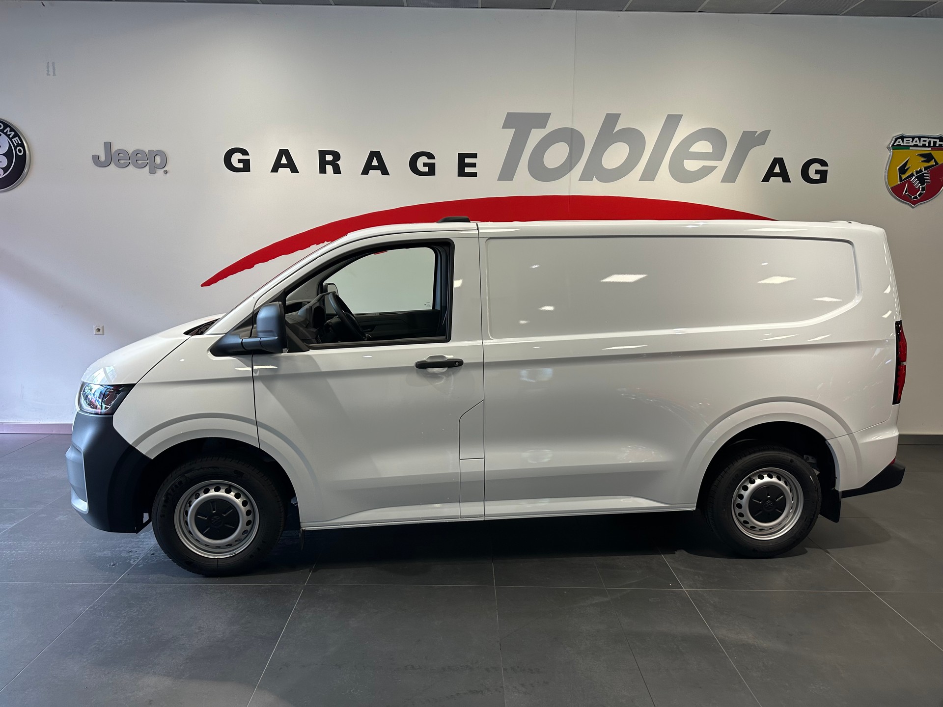 VW Transporter 2.0 TDI-image-7