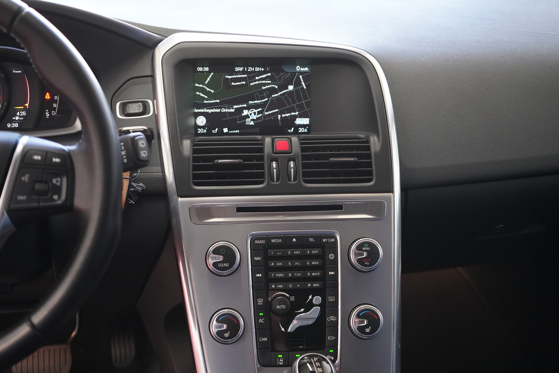 VOLVO XC60 T5 Executive Geartronic-image-19