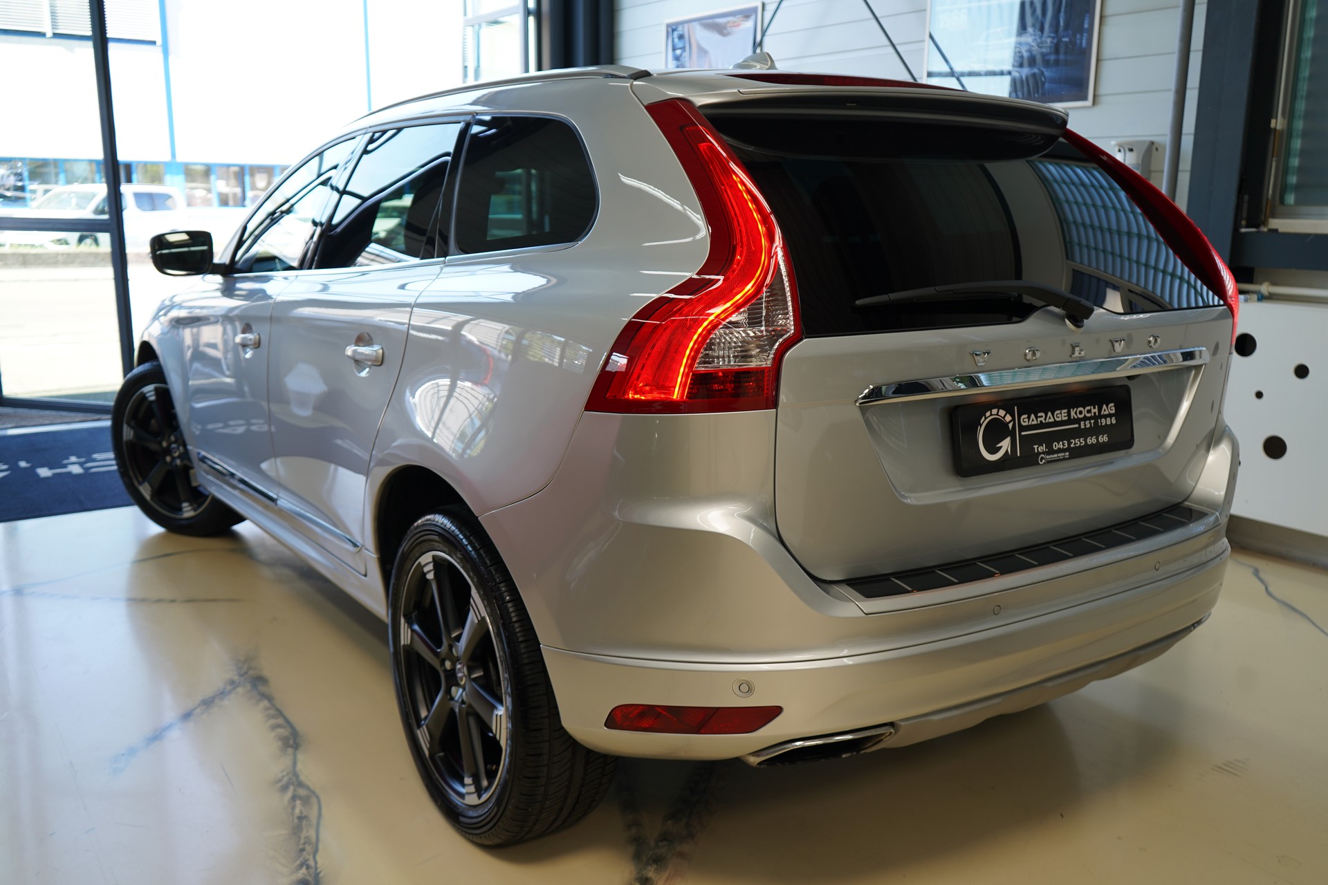 VOLVO XC60 T5 Executive Geartronic-image-4
