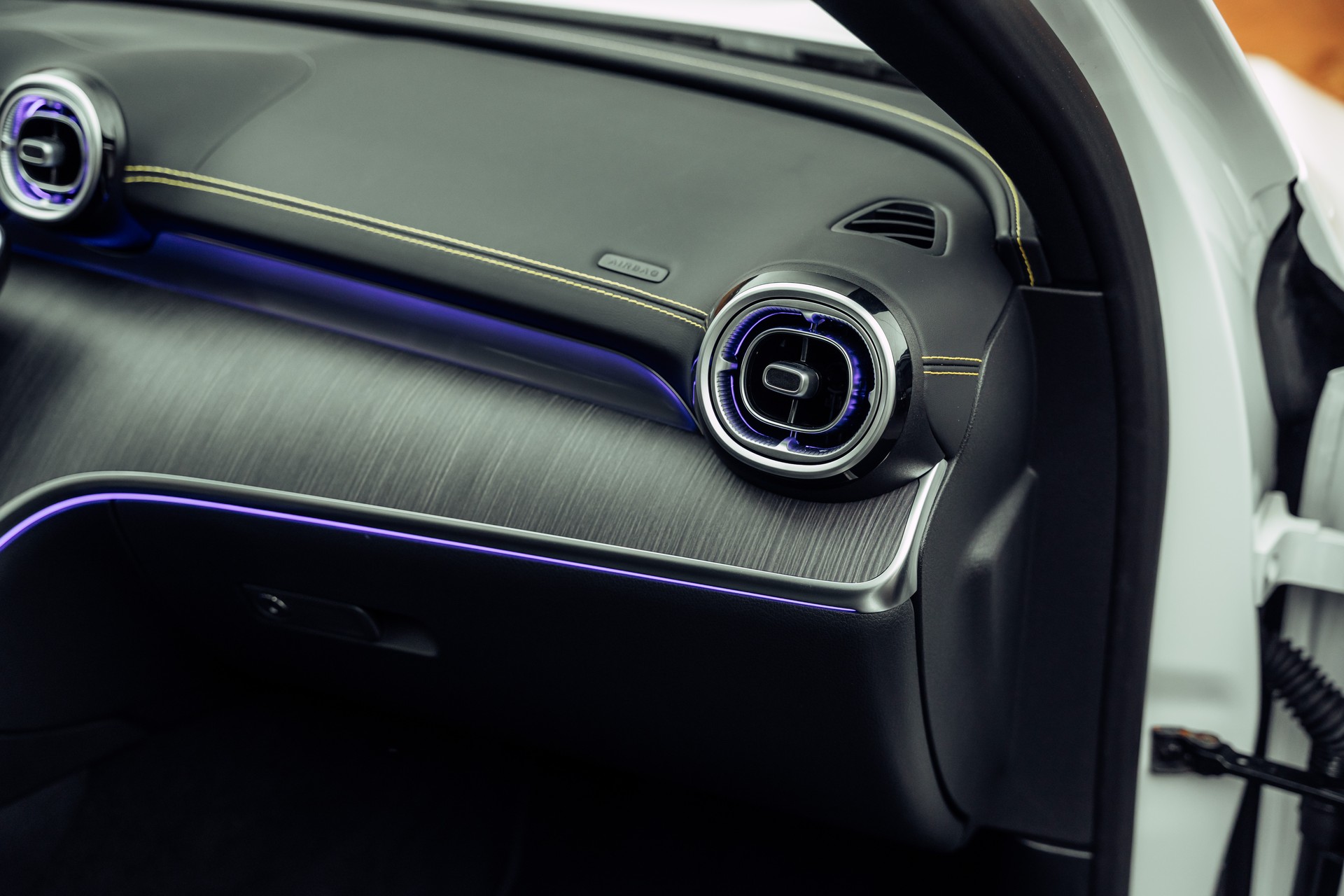 MERCEDES-BENZ C 63 S AMG T E Performance 4 Matic Executive Edition-image-15