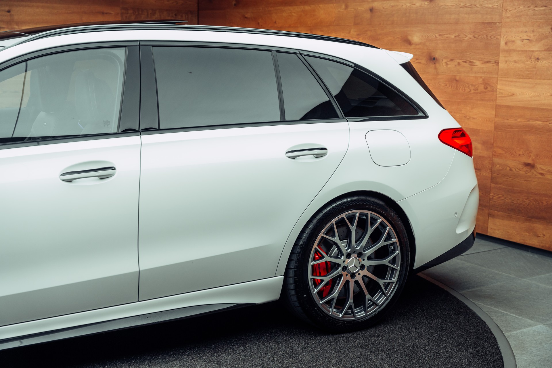MERCEDES-BENZ C 63 S AMG T E Performance 4 Matic Executive Edition-image-20