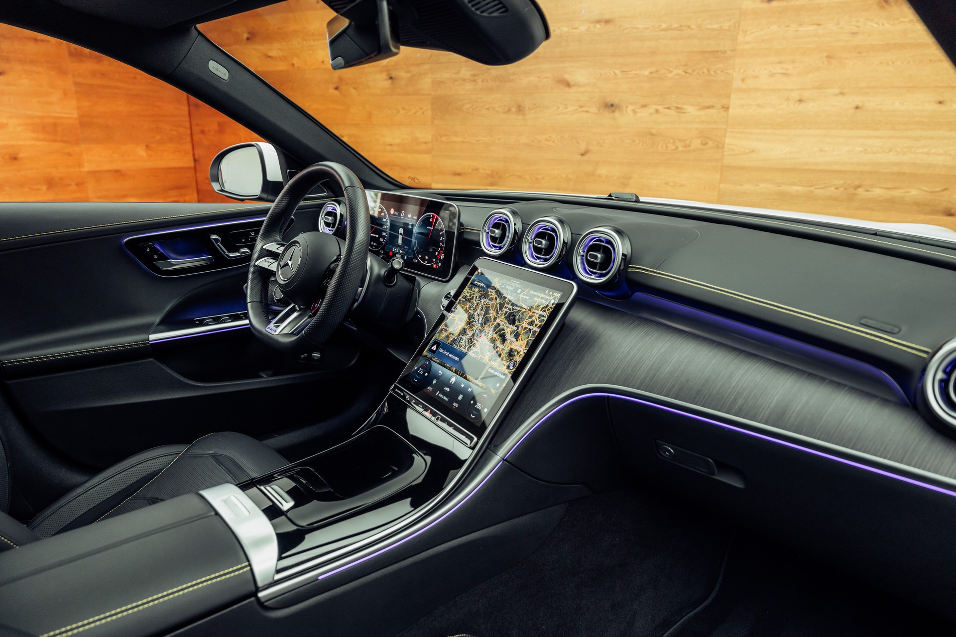 MERCEDES-BENZ C 63 S AMG T E Performance 4 Matic Executive Edition-image-6