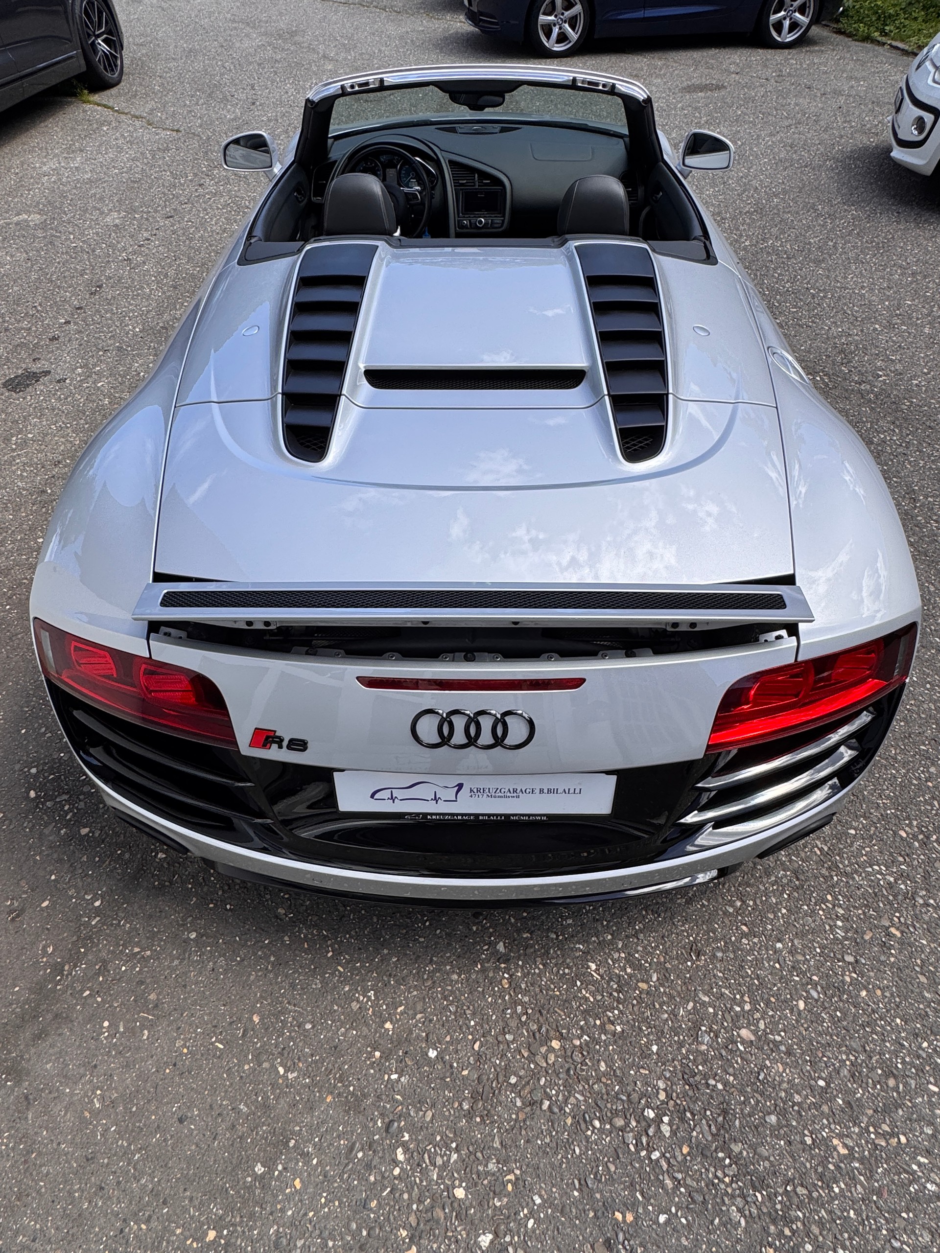 AUDI R8 Spyder 5.2 R-Tronic-image-5