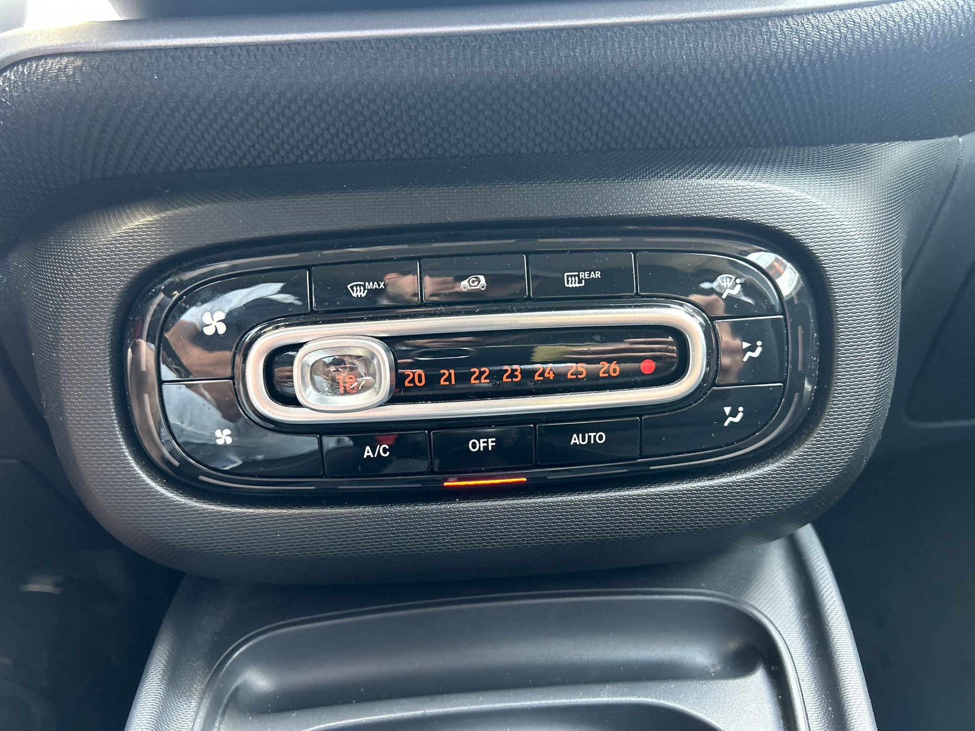 SMART forfour passion twinmatic-image-12