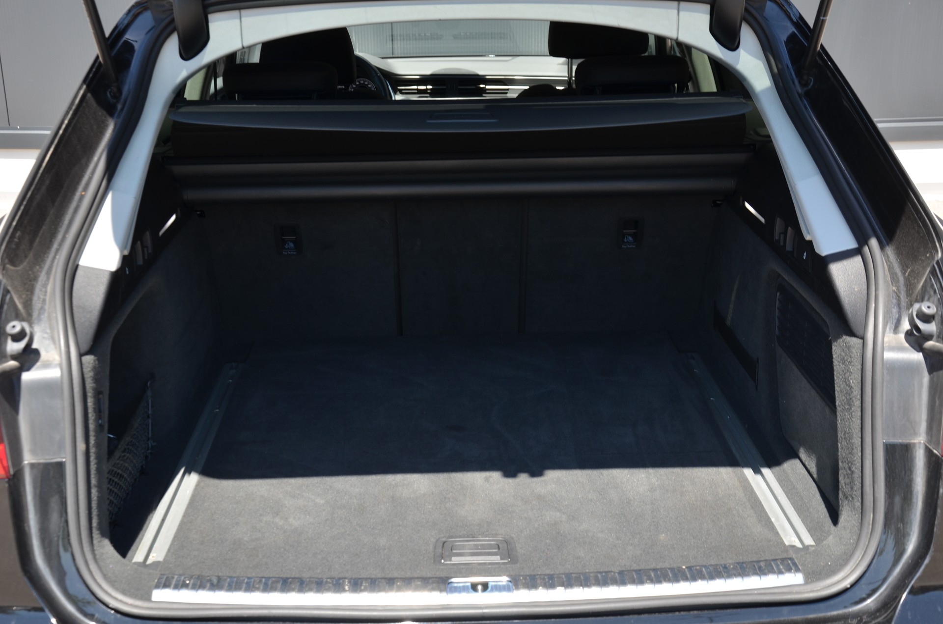 AUDI A6 Avant 40 TDI advanced quattro S-tronic-image-9