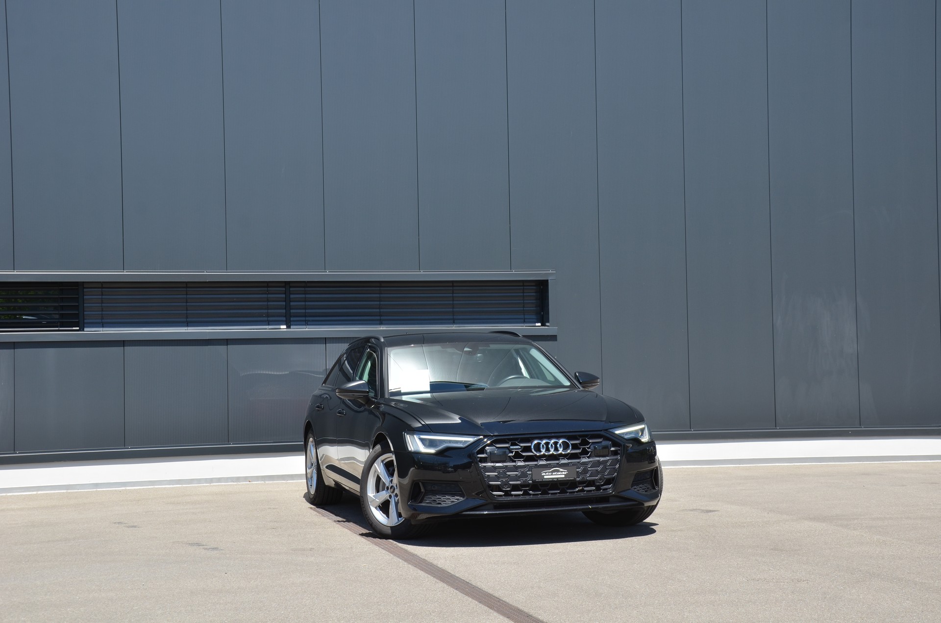 AUDI A6 Avant 40 TDI advanced quattro S-tronic-image-6