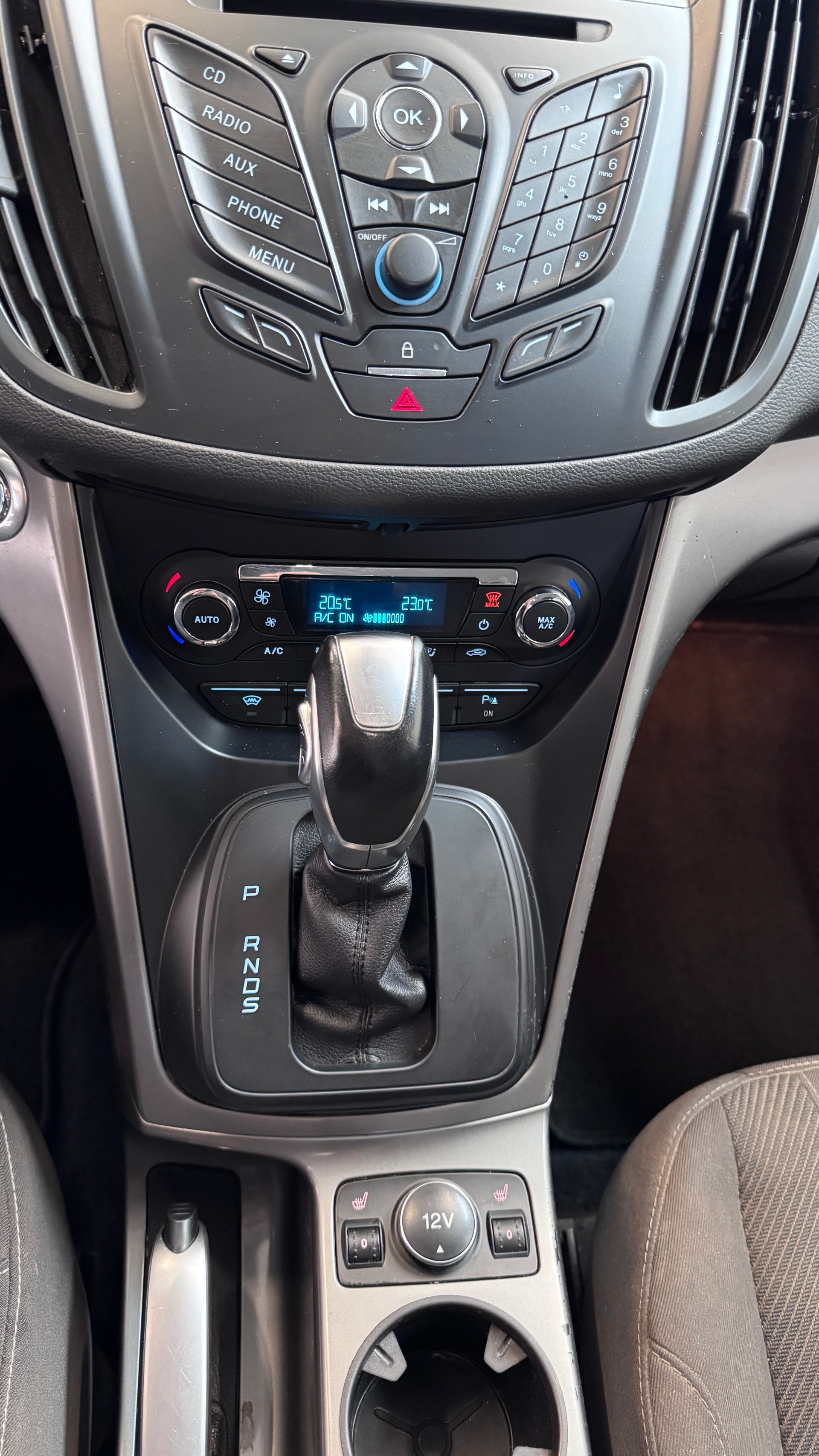 FORD Kuga 2.0 TDCi Carving 4WD PowerShift-image-6