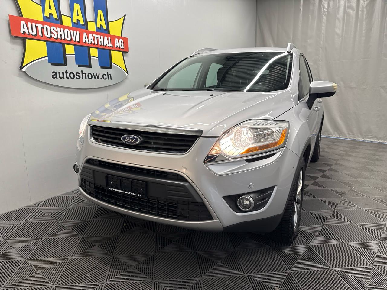 FORD Kuga 2.0 TDCi Titanium 4WD PowerShift-image-9