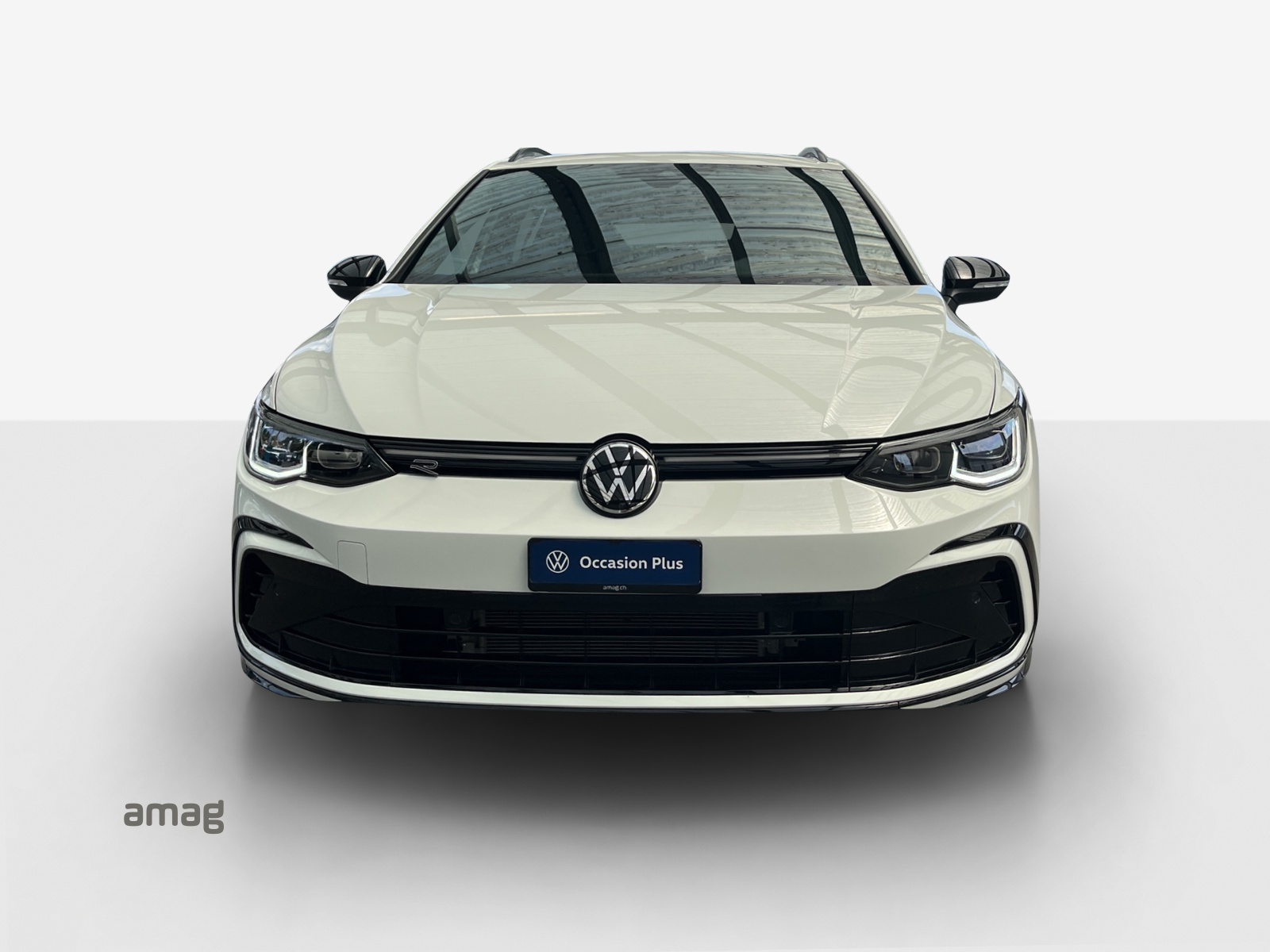 VW Golf Variant 1.5 eTSI mHEV R-Line-image-6